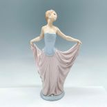 Dancer 1005050 - Lladro Porcelain Figurine