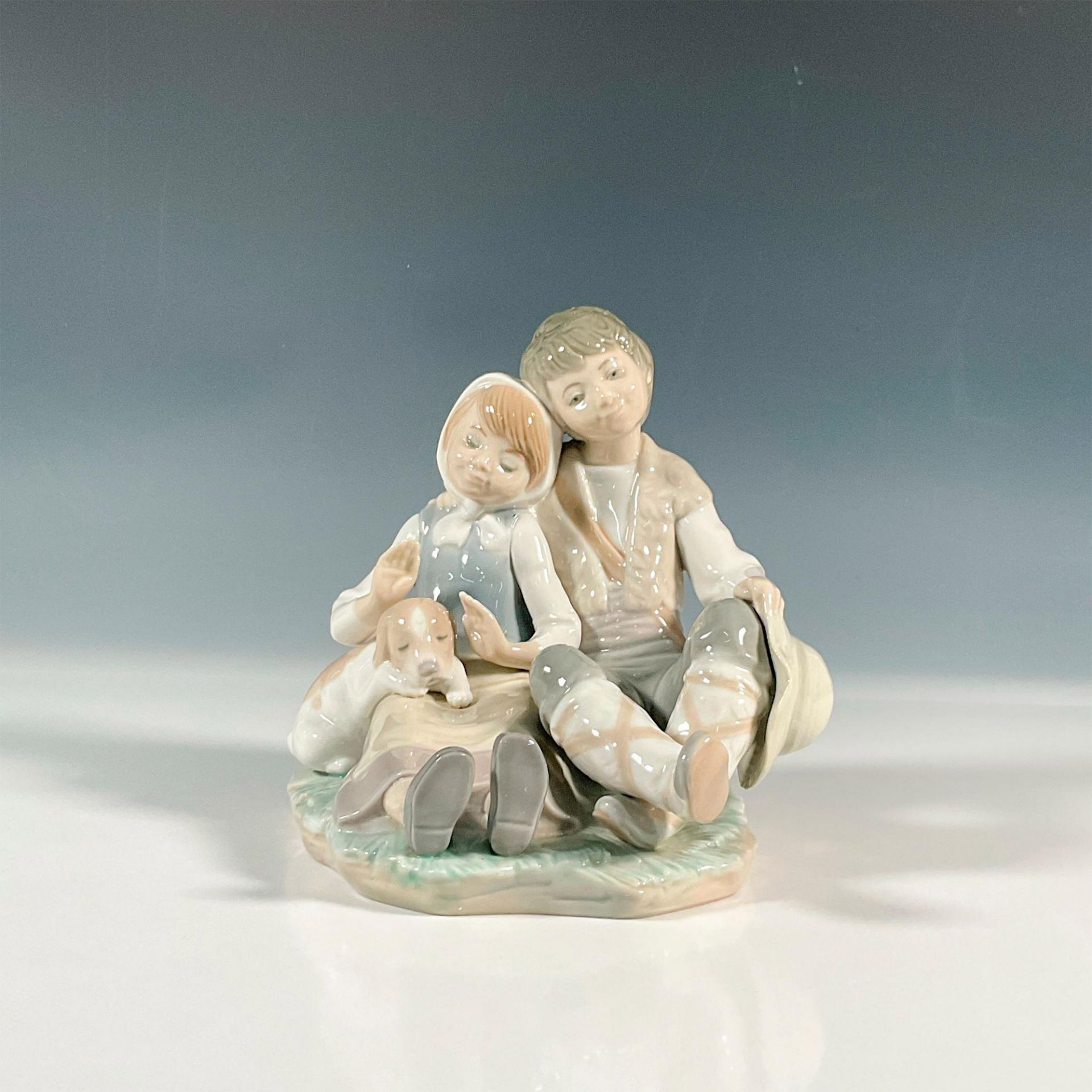 Friendship 1001230 - Lladro Porcelain Figurine