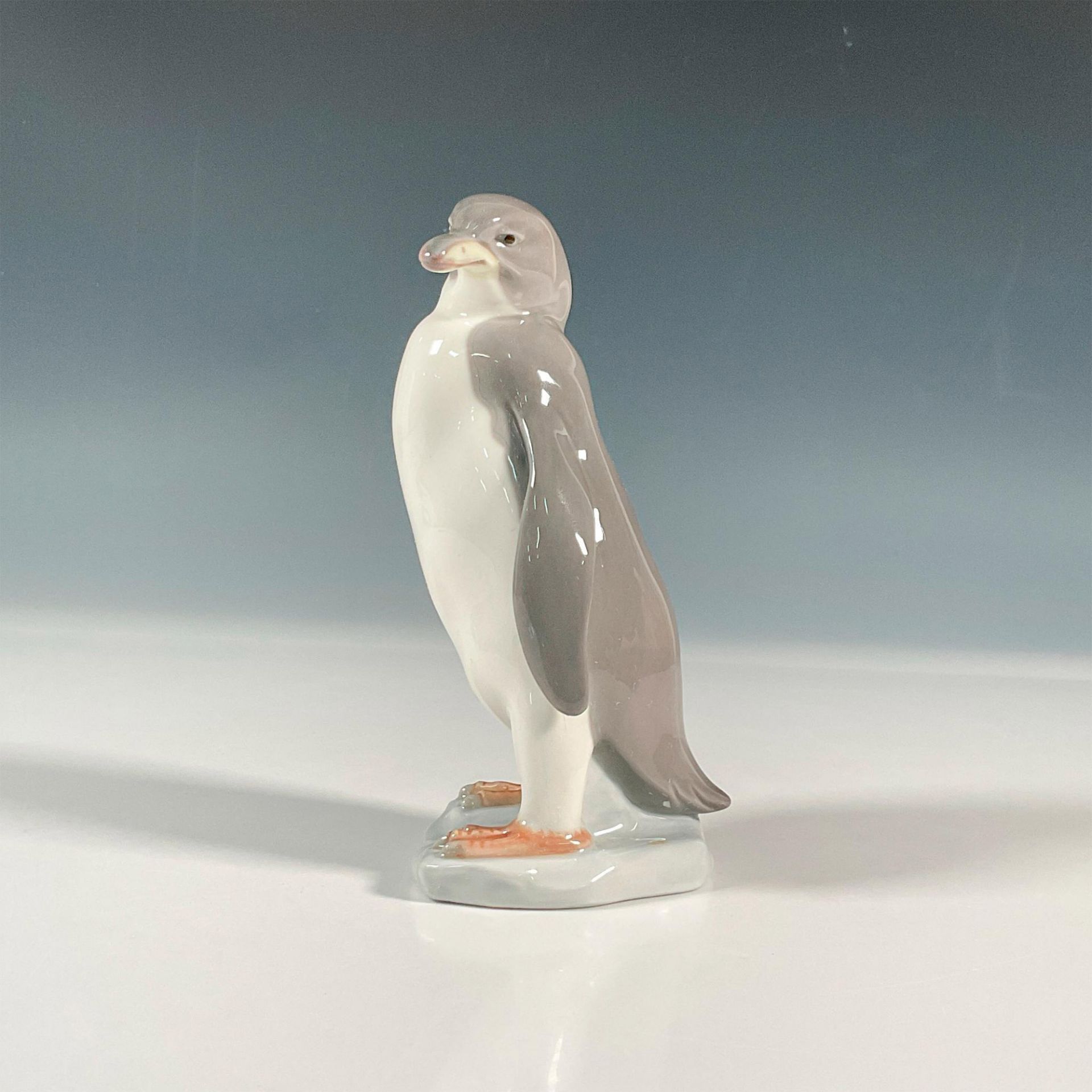 Penguin 1005248 - Lladro Porcelain Figurine - Bild 2 aus 4