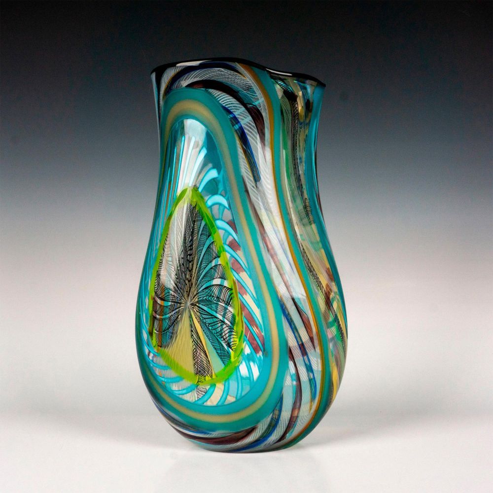 Opulent Art Glass, Crystal, & Ceramic Decor