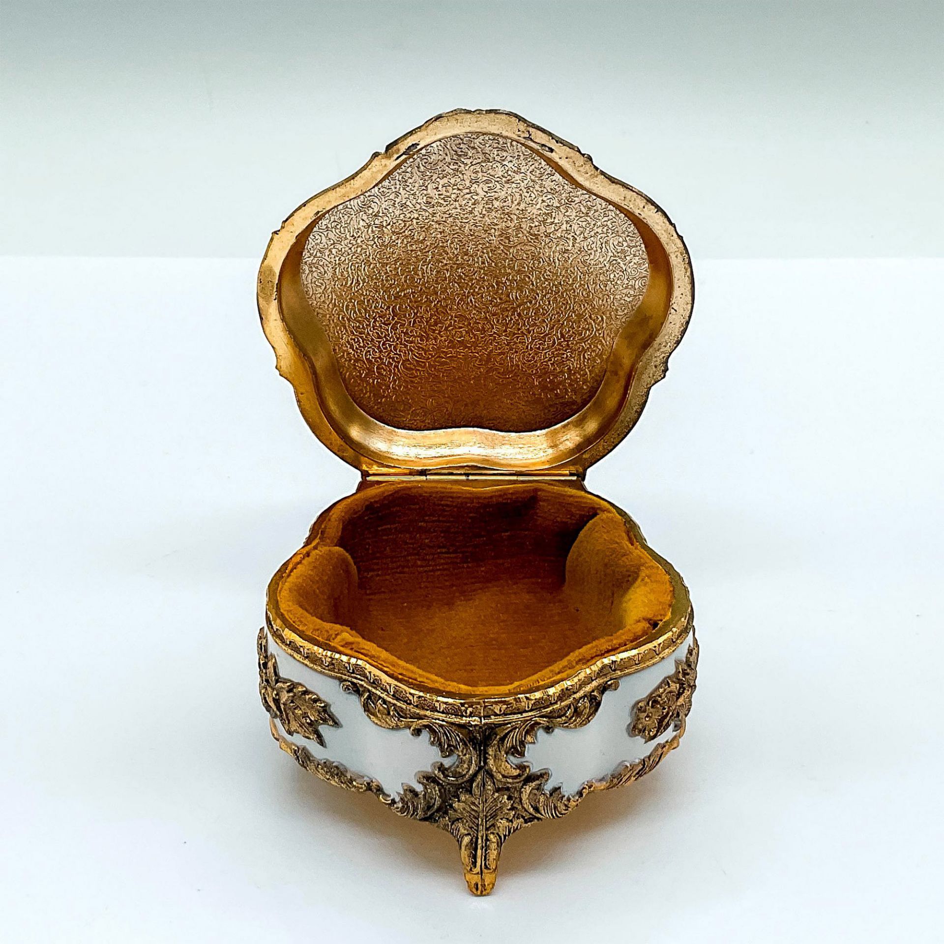 Vintage Japanese Brass Floral Footed Jewelry Box - Bild 2 aus 3