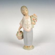 Lladro Porcelain Figurine, Lupita 1011058