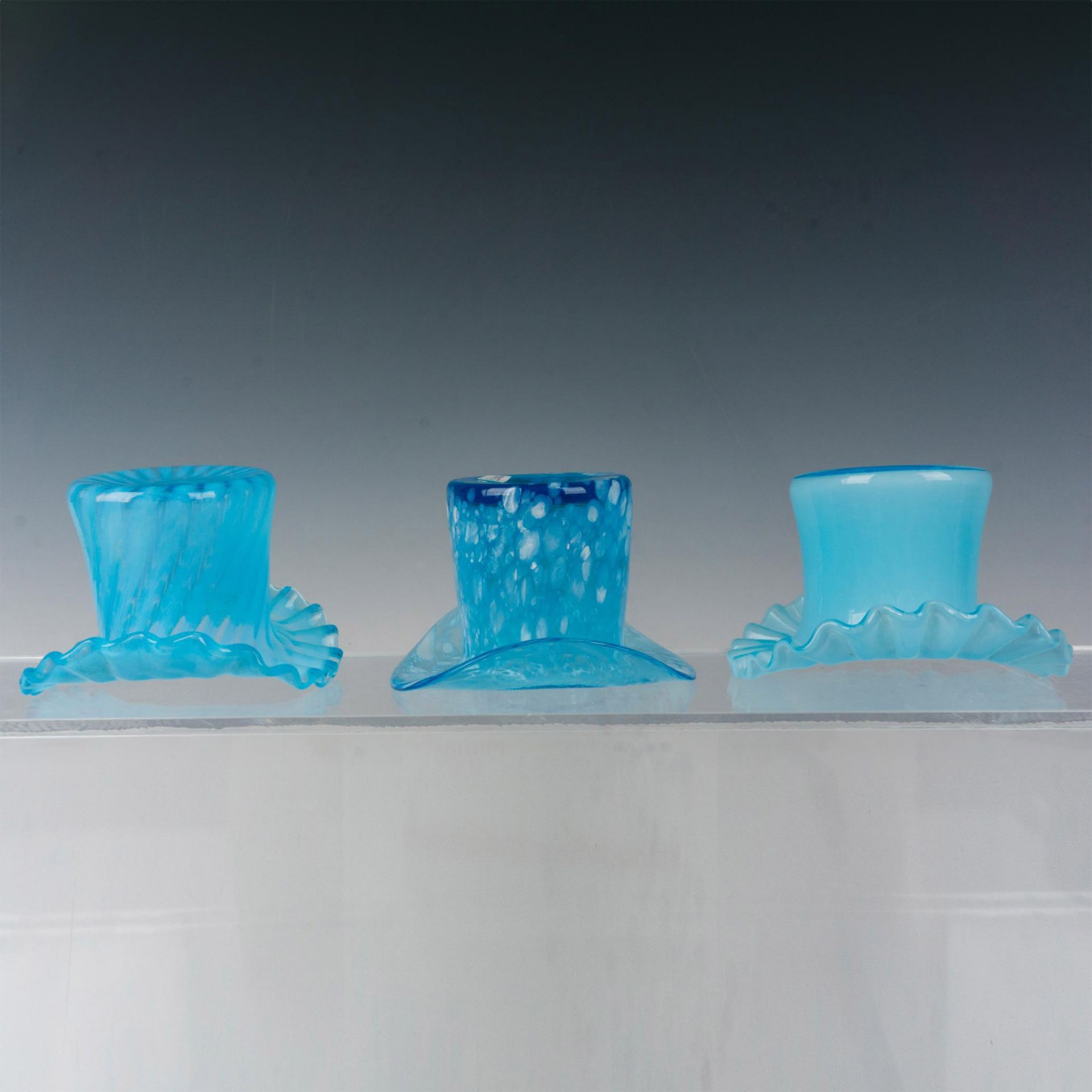 3pc Fenton Art Glass Top Hat Vases