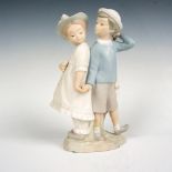 Lladro Porcelain Figurine, Puppy Love 1011127