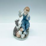 Lladro Porcelain Figurine, Puppet Show 1005763