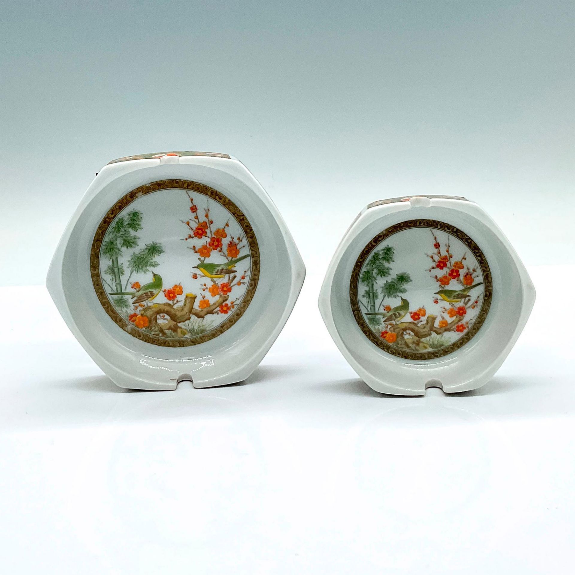 Pair of Vintage Japanese Porcelain Ashtrays - Image 2 of 3