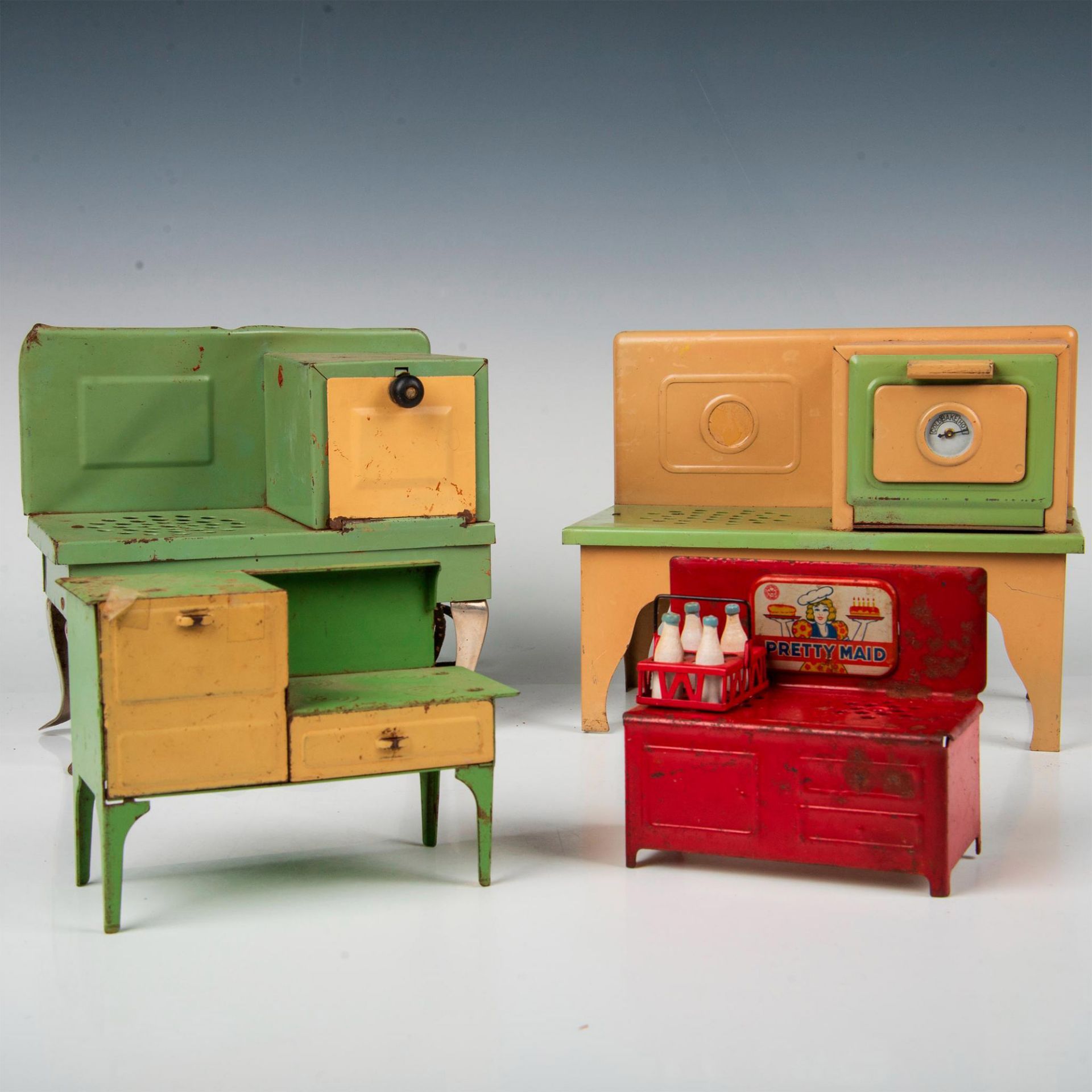 4pc Vintage Child's Toy/Salesmen's Sample Metal Ovens - Bild 2 aus 6