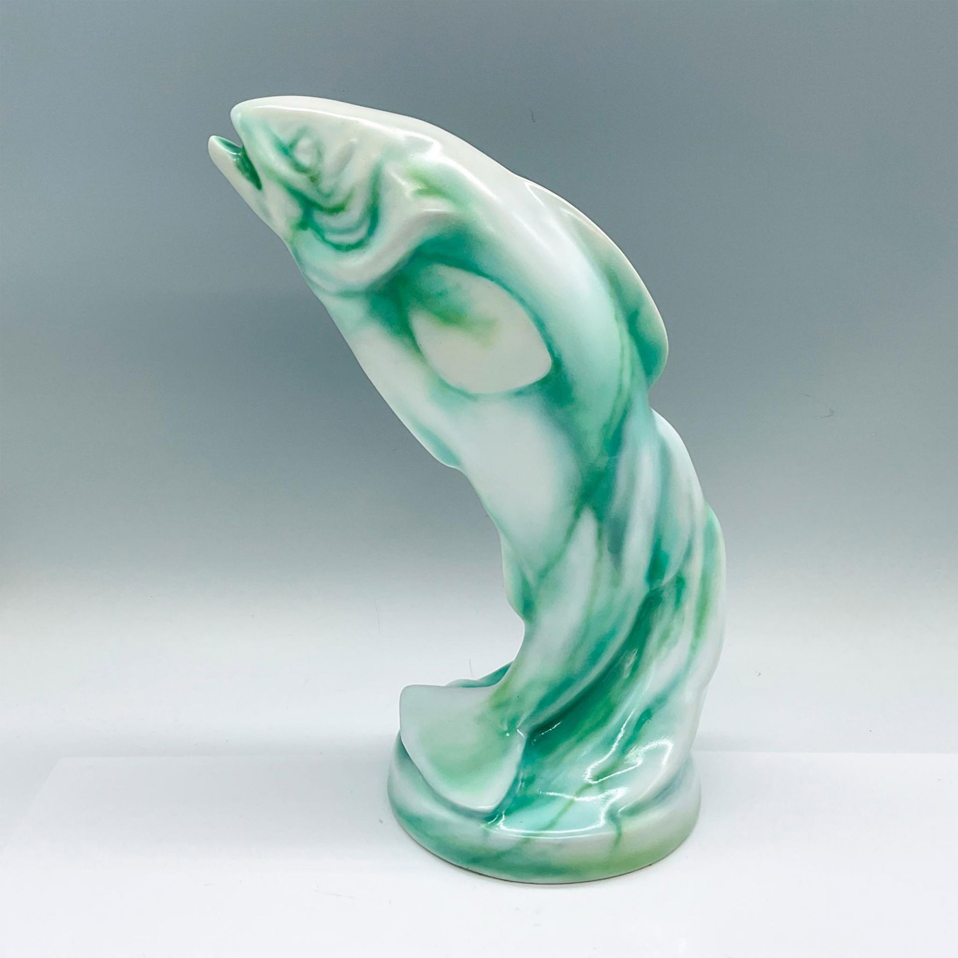 Royal Doulton Chinese Jade Figurine, Leaping Salmon - Image 2 of 3