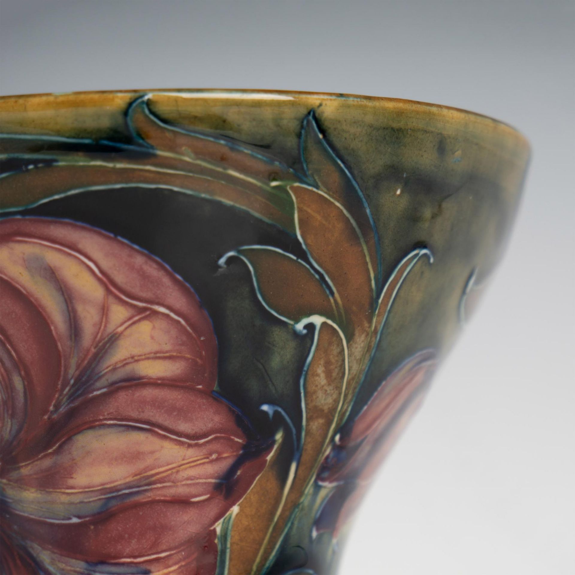 Early Moorcroft Chalice Shaped Vase, Spanish Pattern - Bild 5 aus 7