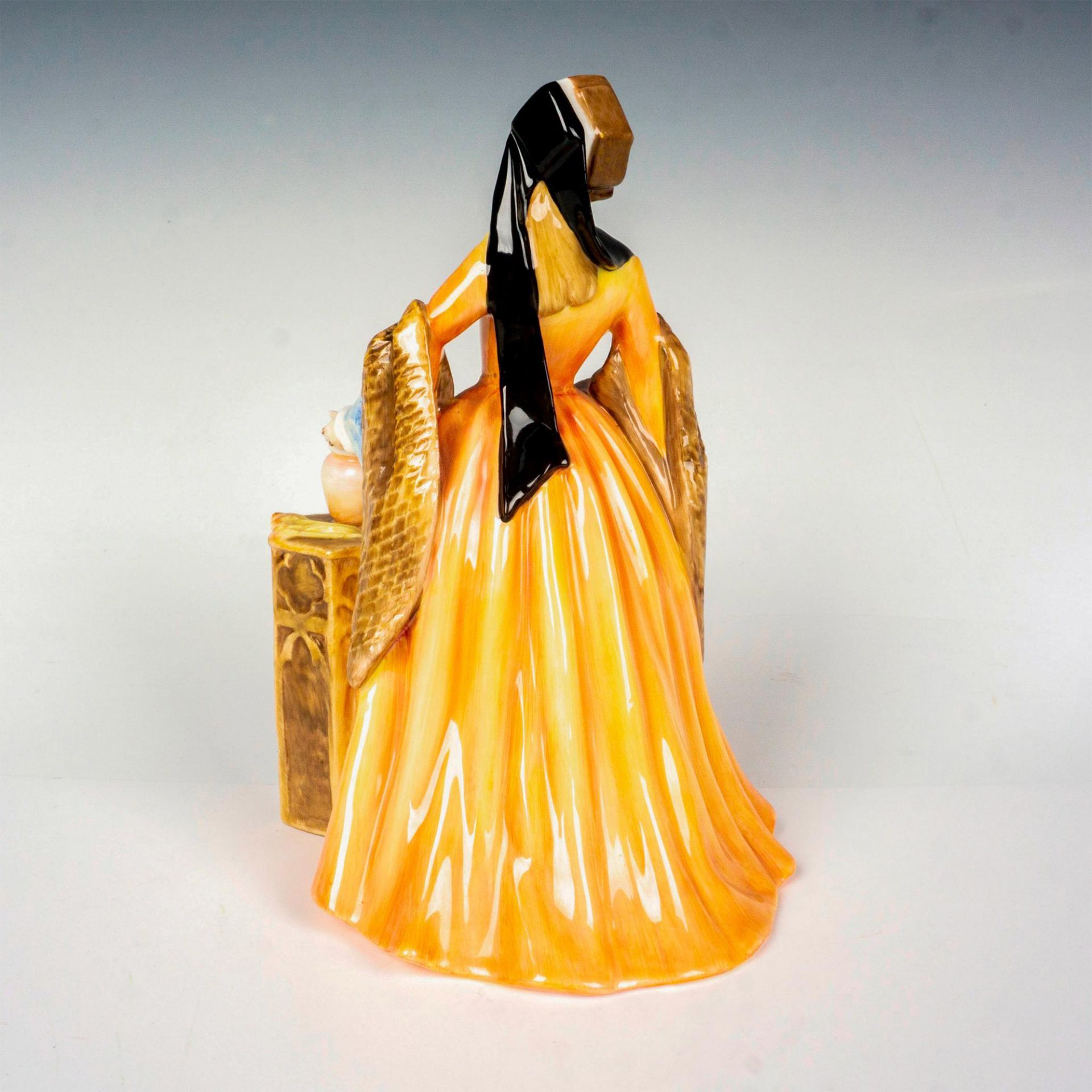 Jane Seymour HN3349 - Royal Doulton Figurine - Bild 2 aus 3