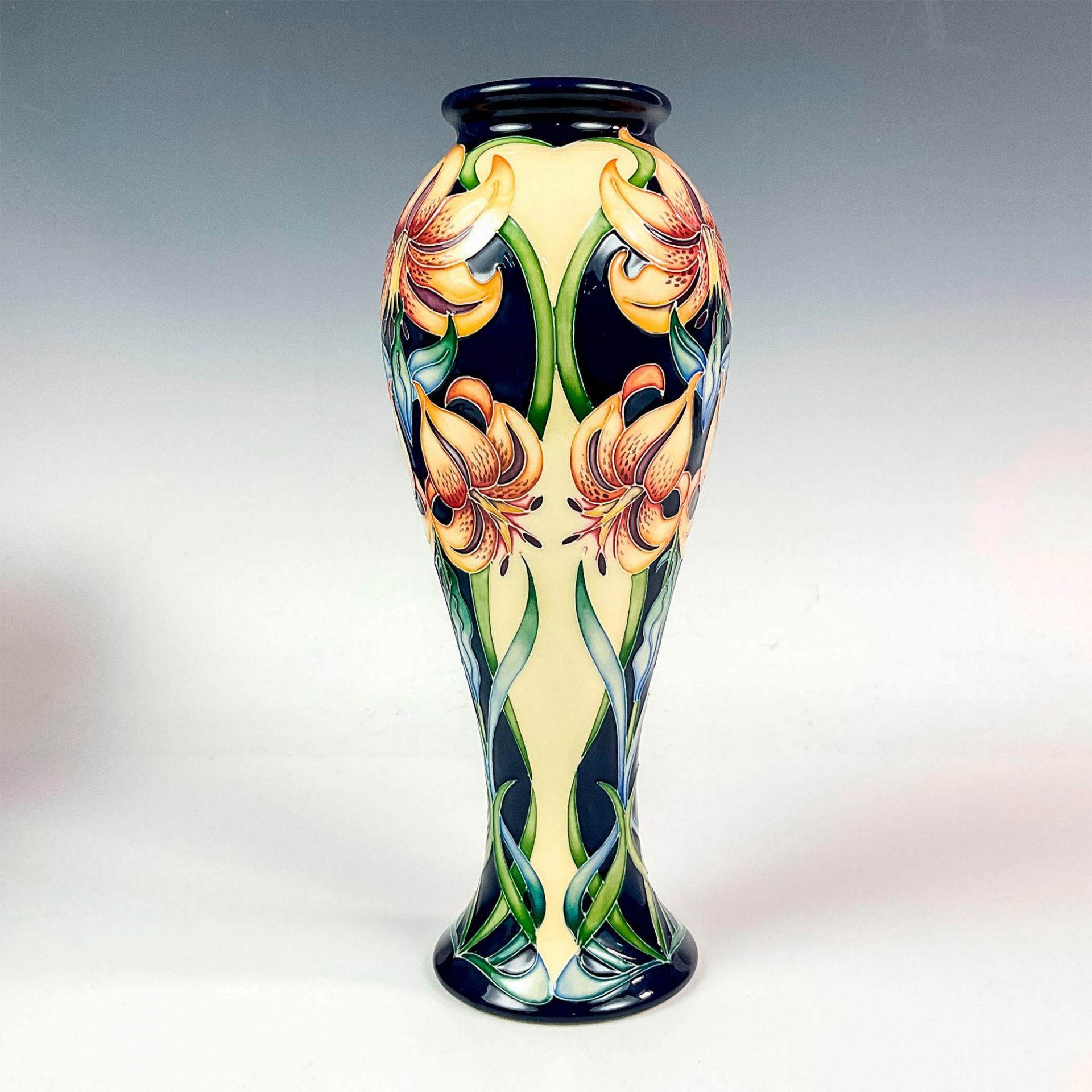 Moorcroft Pottery Windrush Vase - Bild 2 aus 4