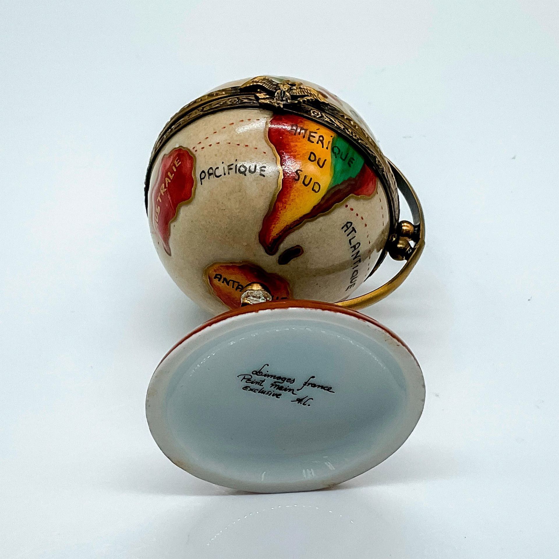 Vintage A.C. Limoges SD Porcelain Globe Box - Image 4 of 4