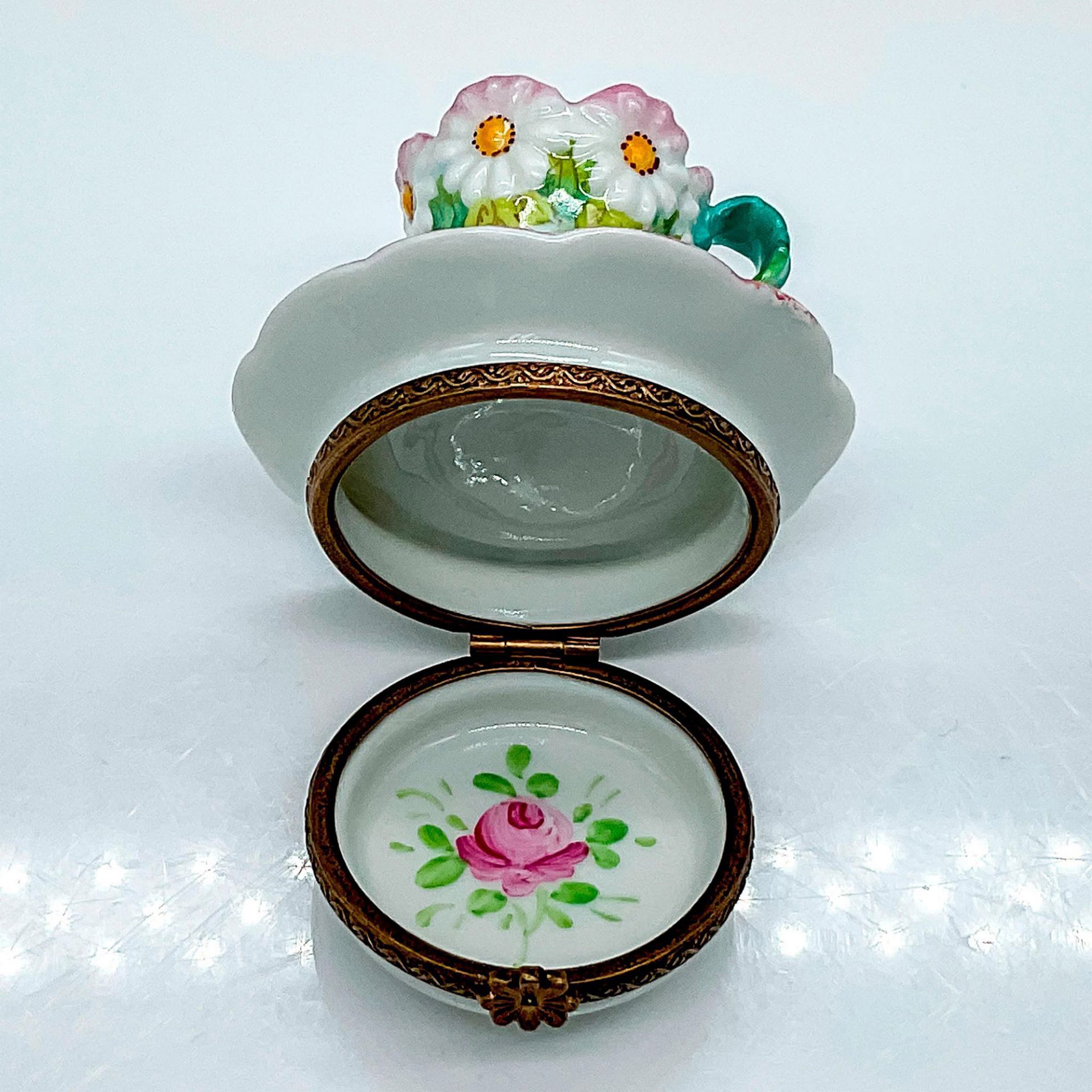 Limoges PV Porcelain Tea Cup and Saucer Charm Box - Image 2 of 3
