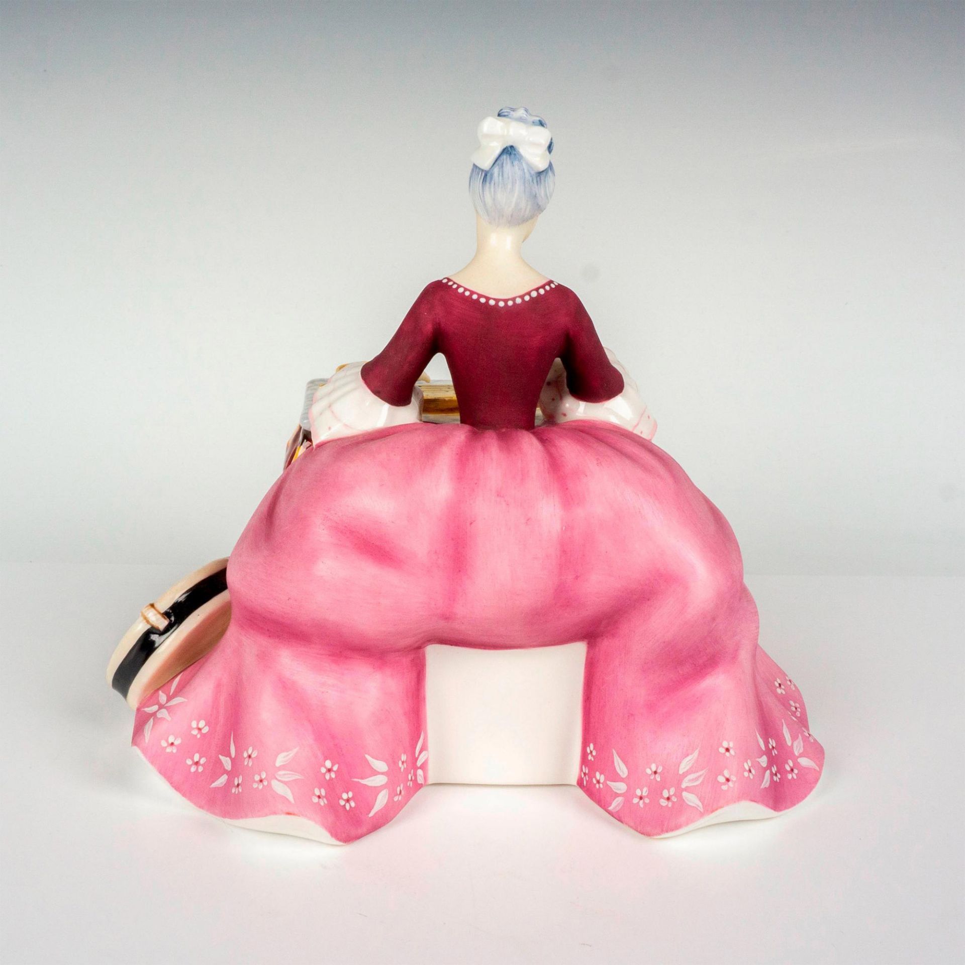 Dulcimer HN2798 - Royal Doulton Figurine - Bild 2 aus 4