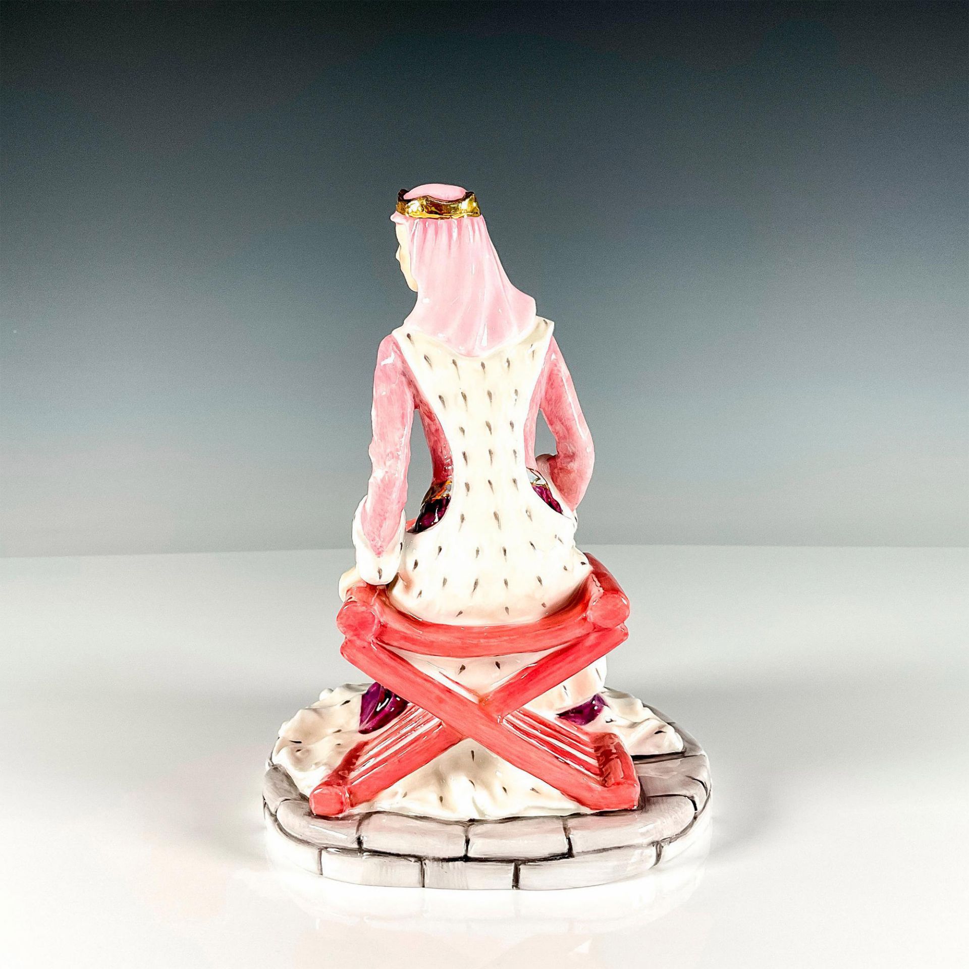 Margaret of Anjou HN4073 - Royal Doulton Figurine - Bild 2 aus 4