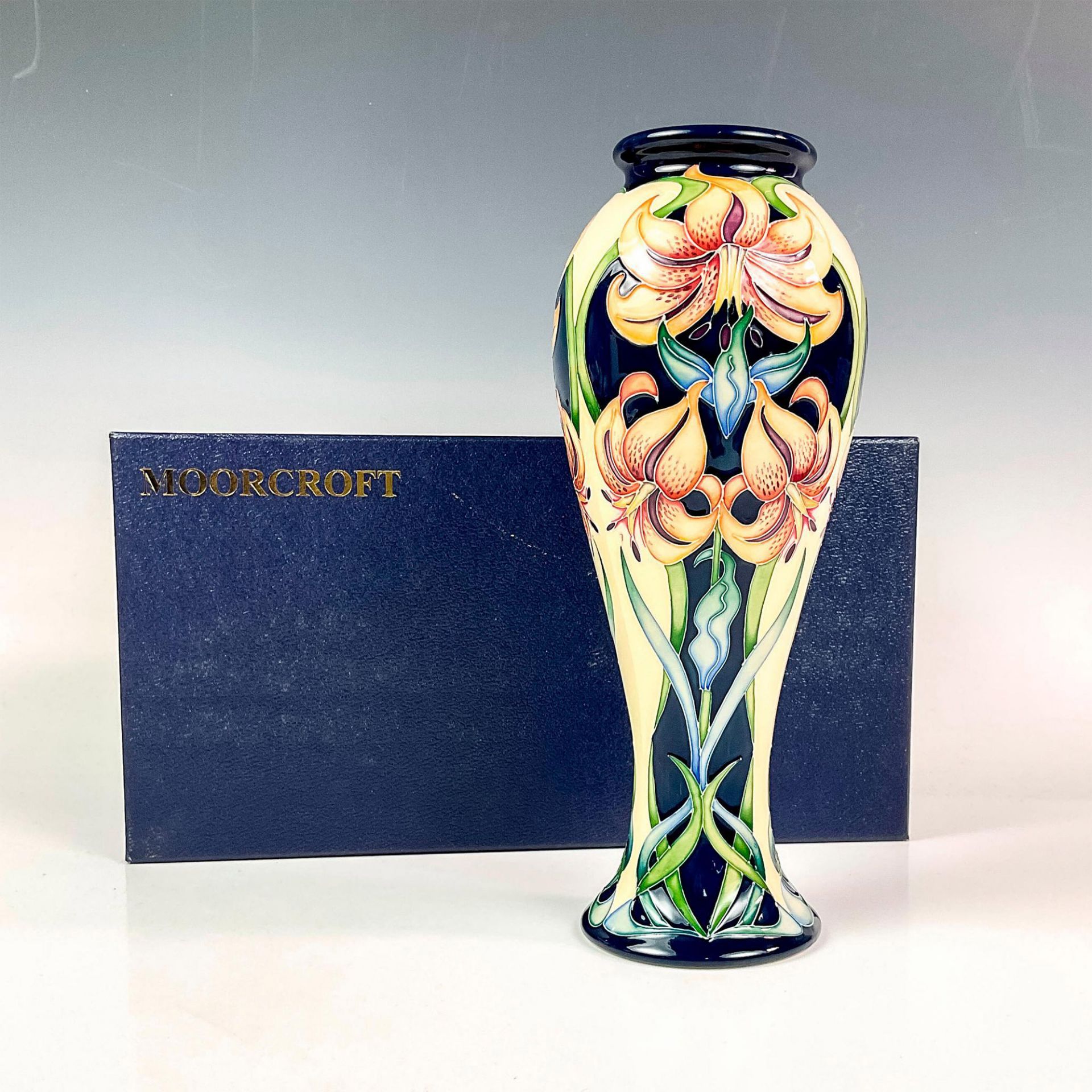 Moorcroft Pottery Windrush Vase - Bild 4 aus 4