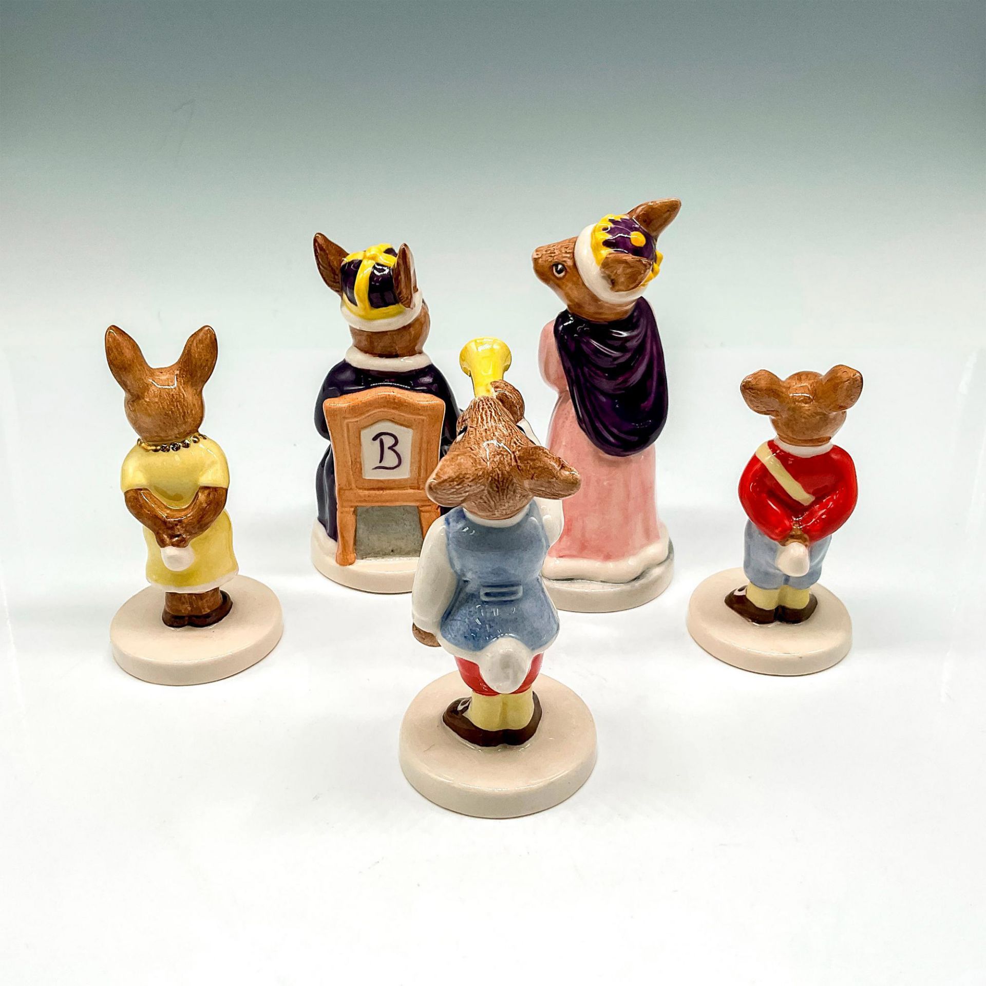 5pc Royal Doulton Bunnykins Figurines, The Royal Family - Bild 2 aus 3