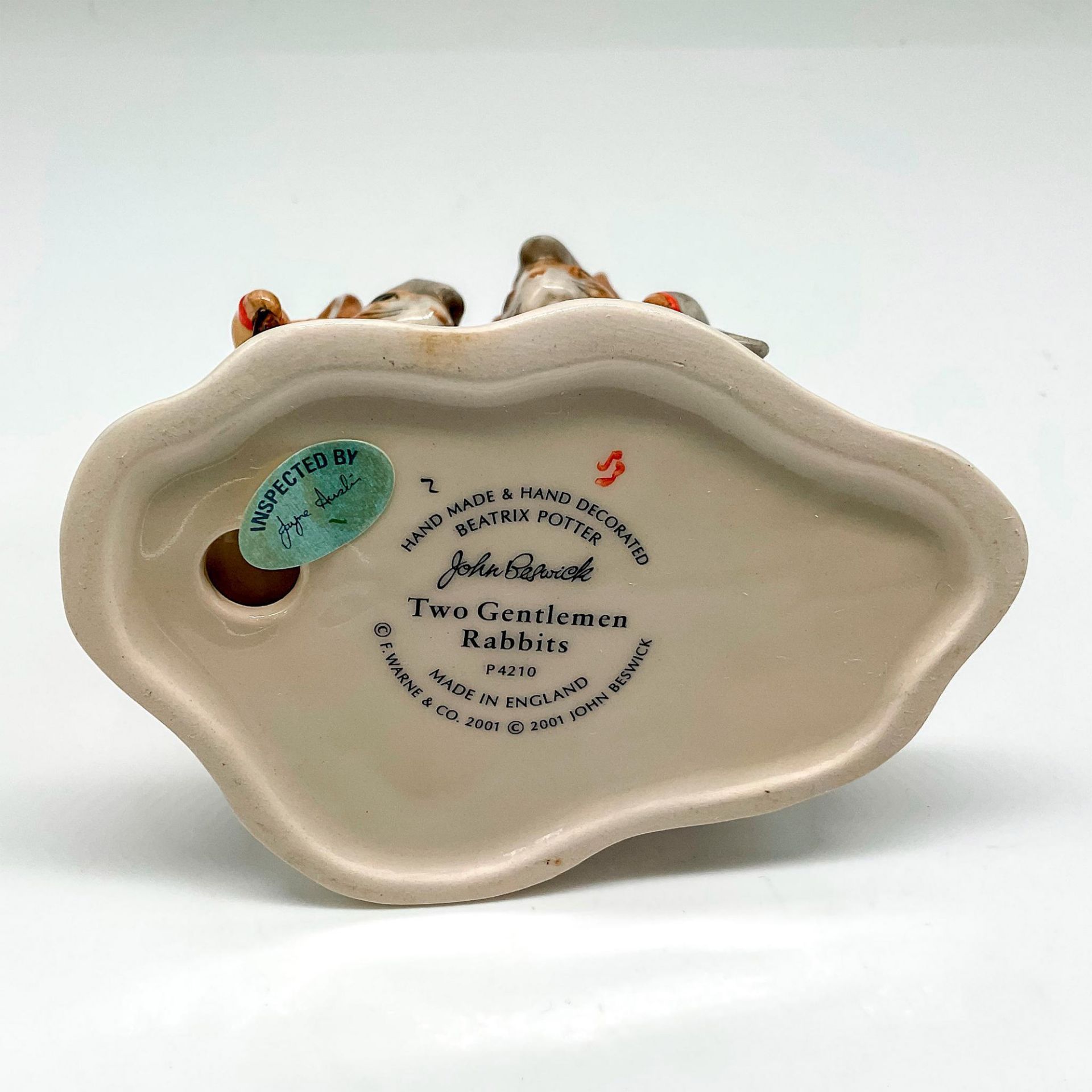 Beatrix Potter Porcelain Figurine, Gentlemen Rabbits - Image 3 of 3