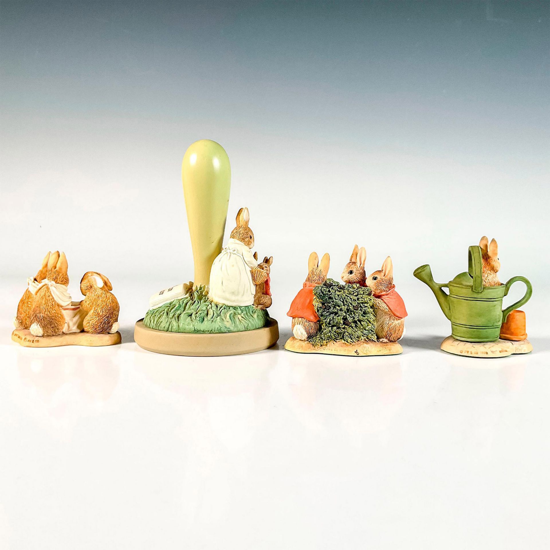 4pc Border Fine Arts Beatrix Potter Figurines + Cookie Stamp - Image 2 of 3