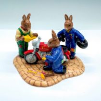 Royal Doulton LE Bunnykins Tableau, Ready to Ride DB363