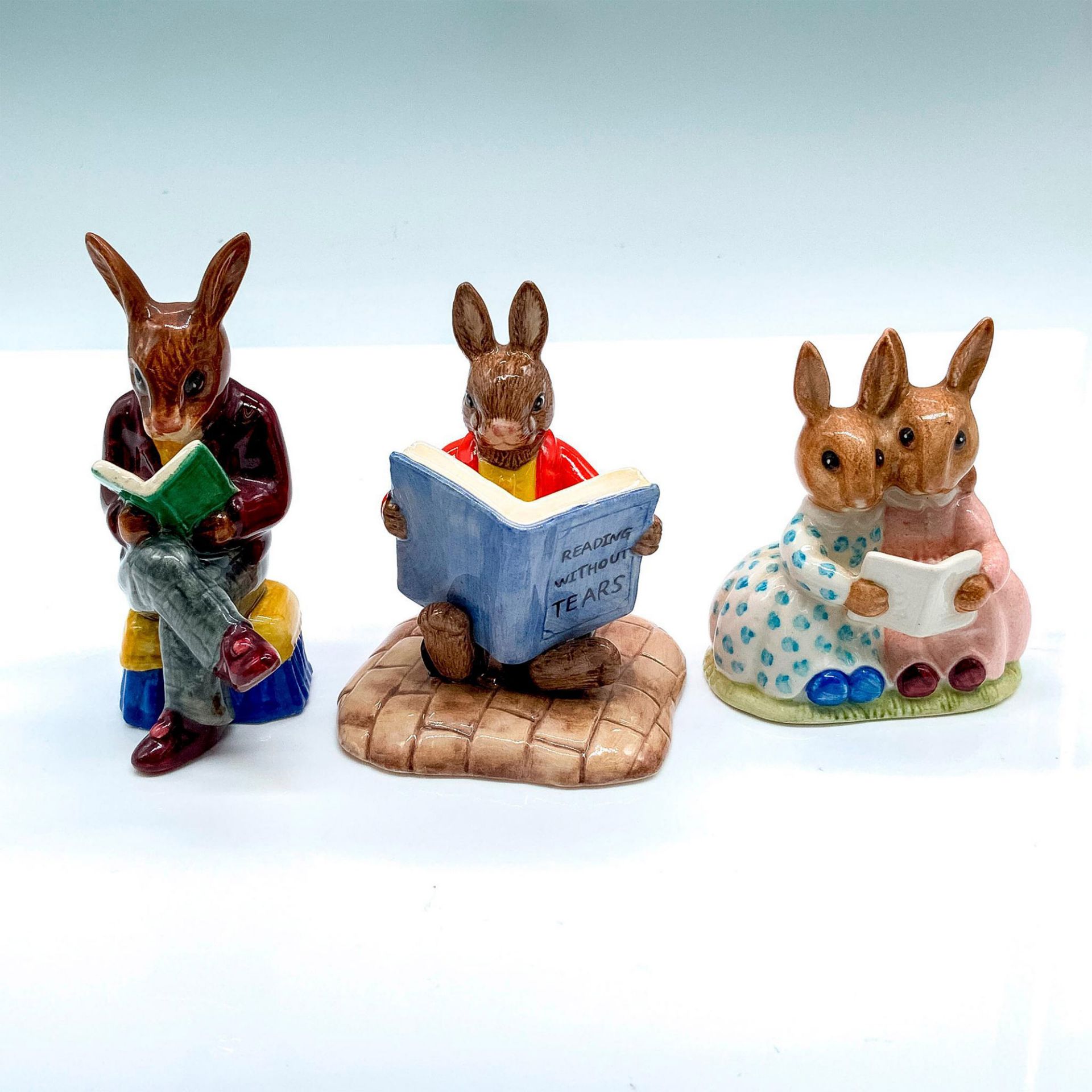 3pc Royal Doulton Reading Bunnykins Figurines