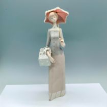 Dressmaker 1014700 - Lladro Porcelain Figurine