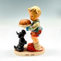 Goebel Hummel Porcelain Figurine, Begging His Share