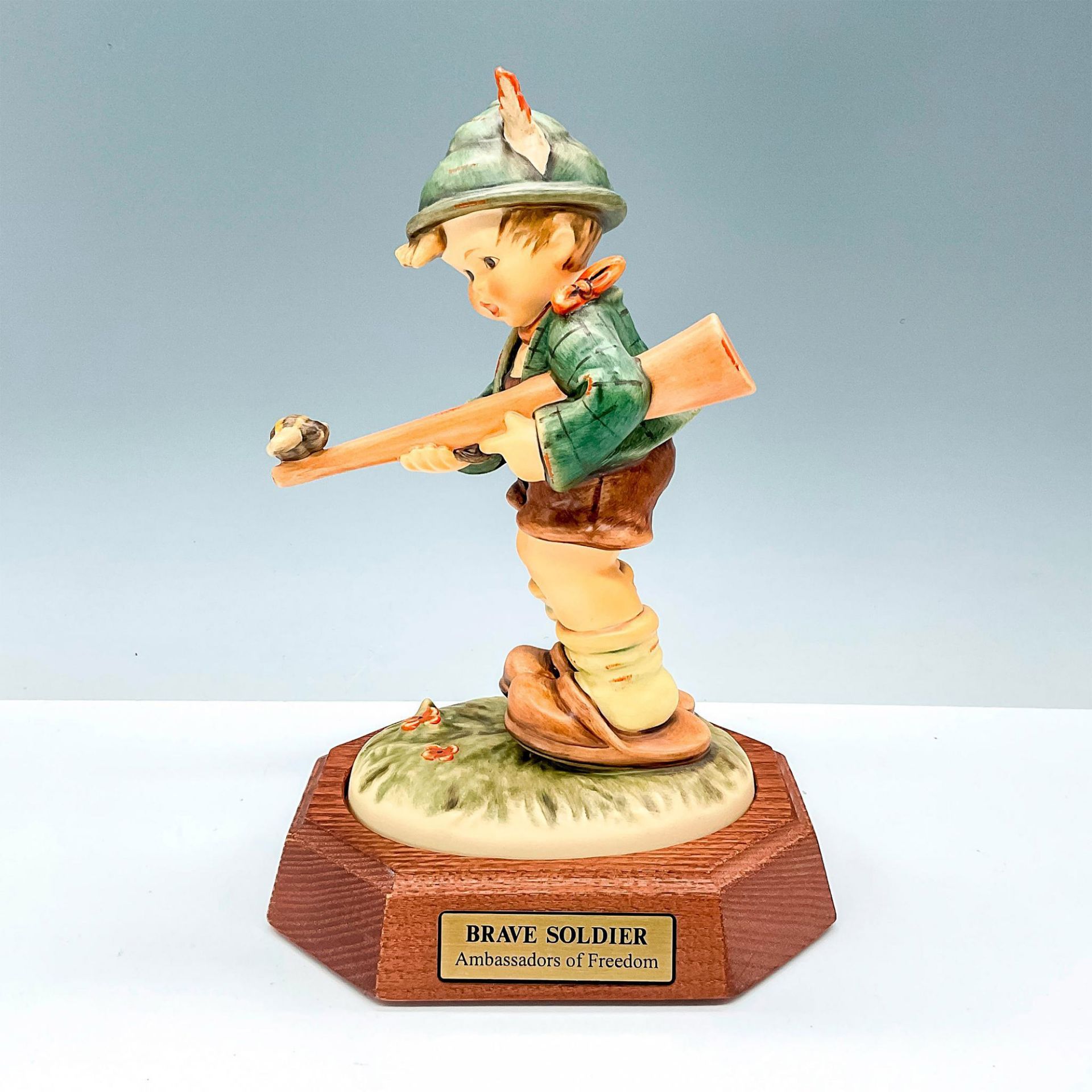 Goebel Hummel Porcelain Figurine, Brave Soldier + Base HUM802/II