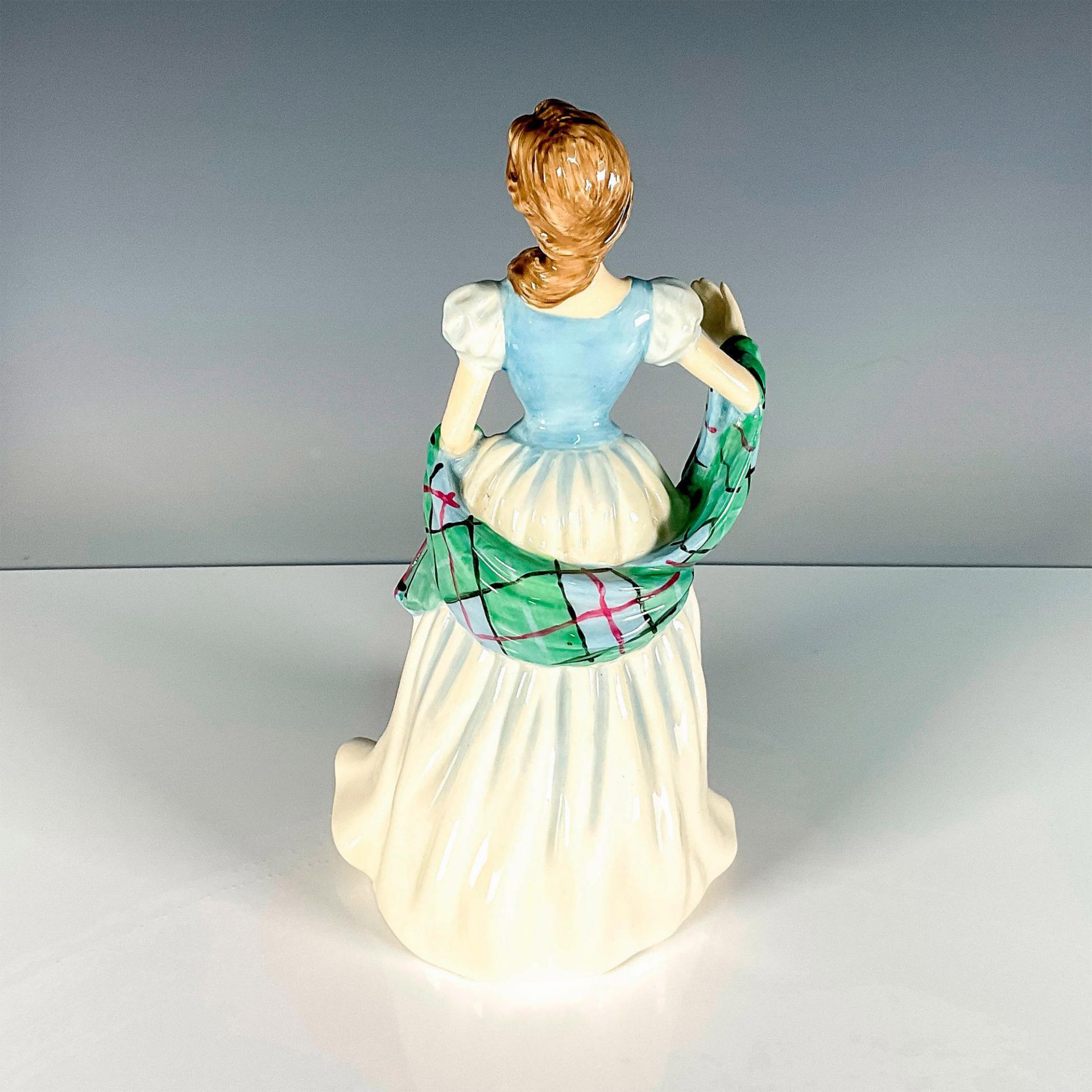 Flower of Scotland - HN4240 - Royal Doulton Figurine - Image 2 of 3