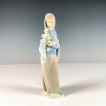 Girl with Calla Lilies 1004650 - Lladro Porcelain Figurine