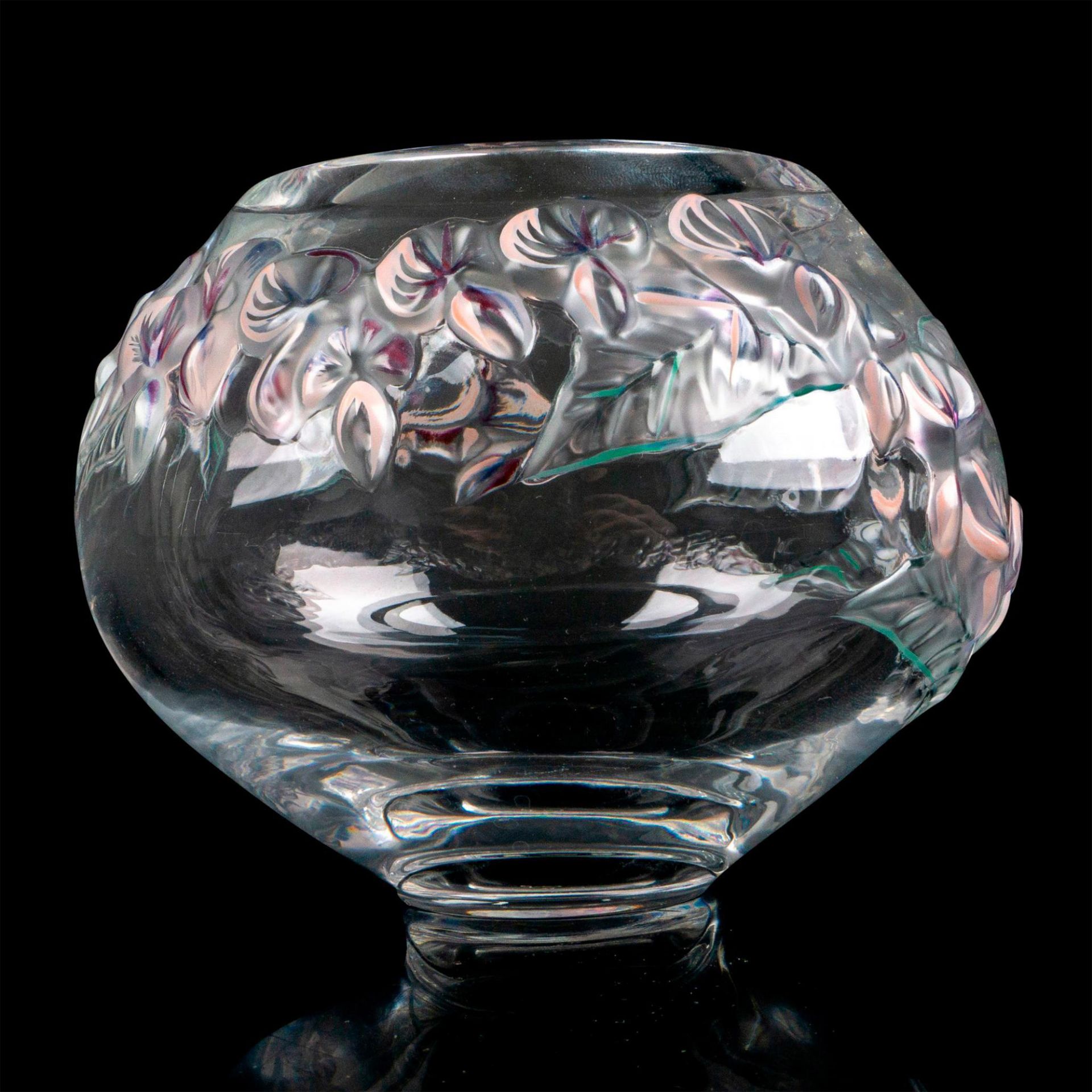 Lalique Crystal Vase, Coeur De Jeanette