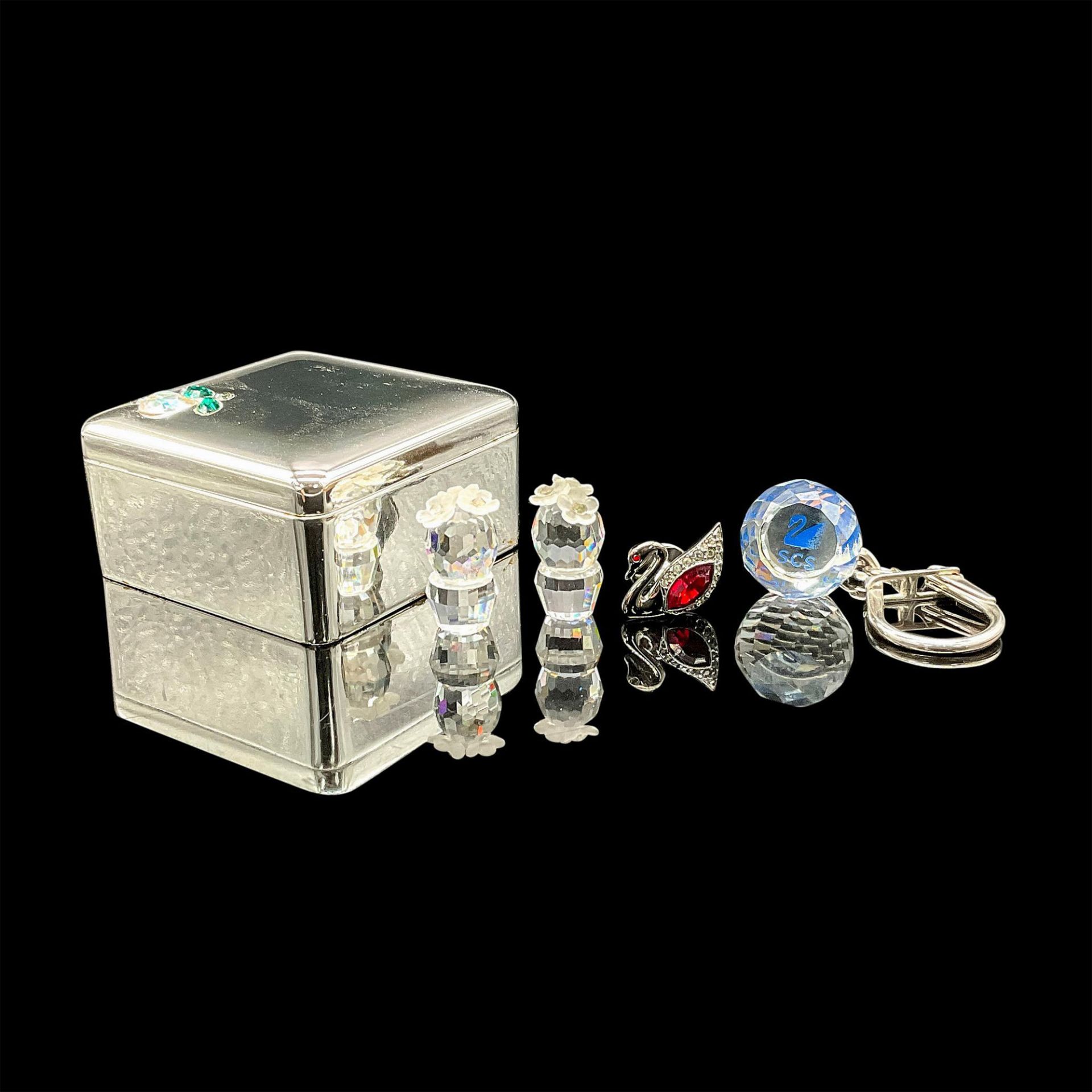 5pc Swarovski Crystal Pieces with Small Ring Box