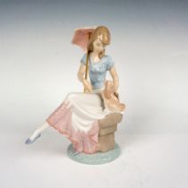 Picture Perfect 1007612 - Lladro Porcelain Figurine