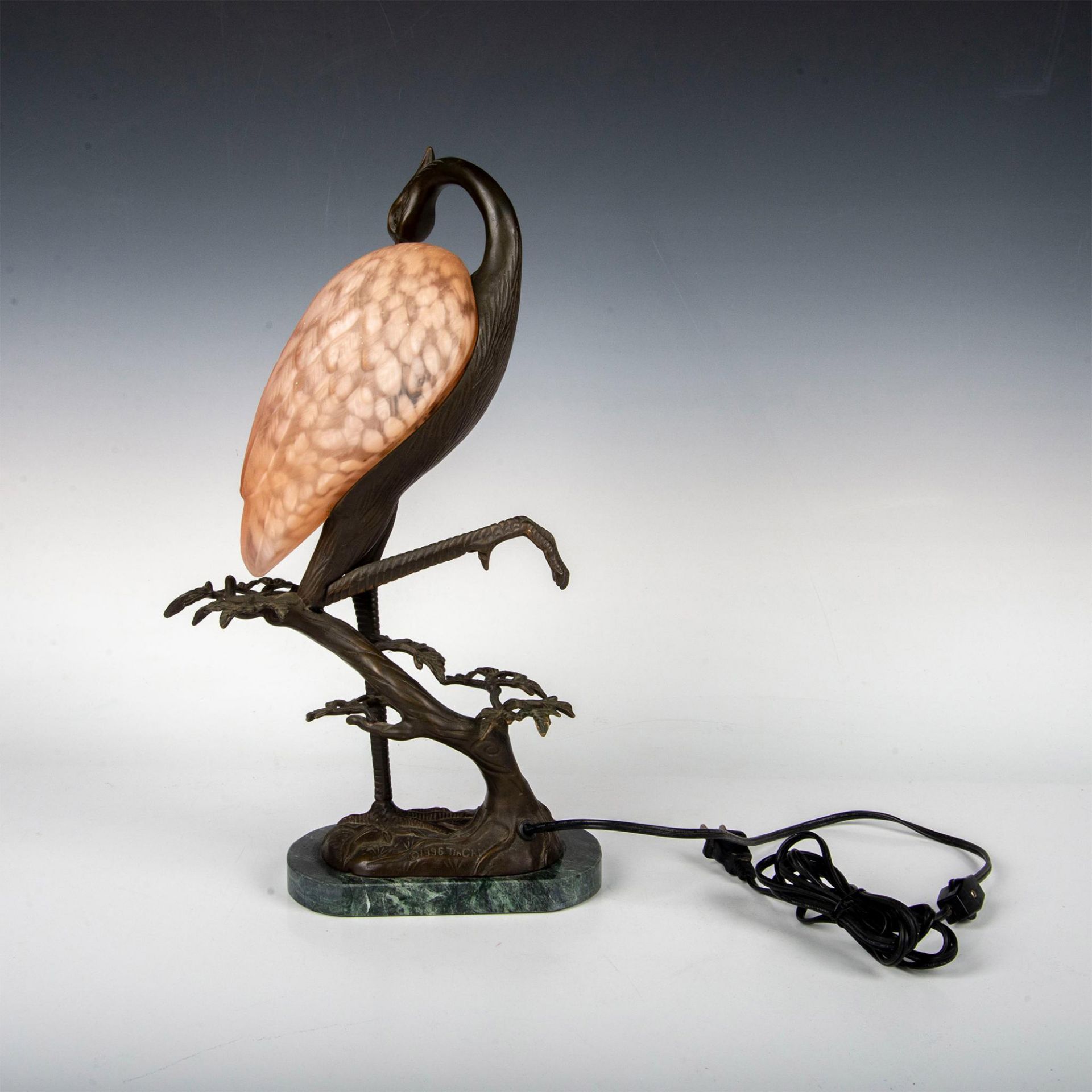 Andrea by Sadek Tin Chi Bronze and Glass Heron Bird Table Lamp - Image 4 of 5