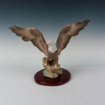 Freedom Eagle 1005602 with Base - Lladro Figurine