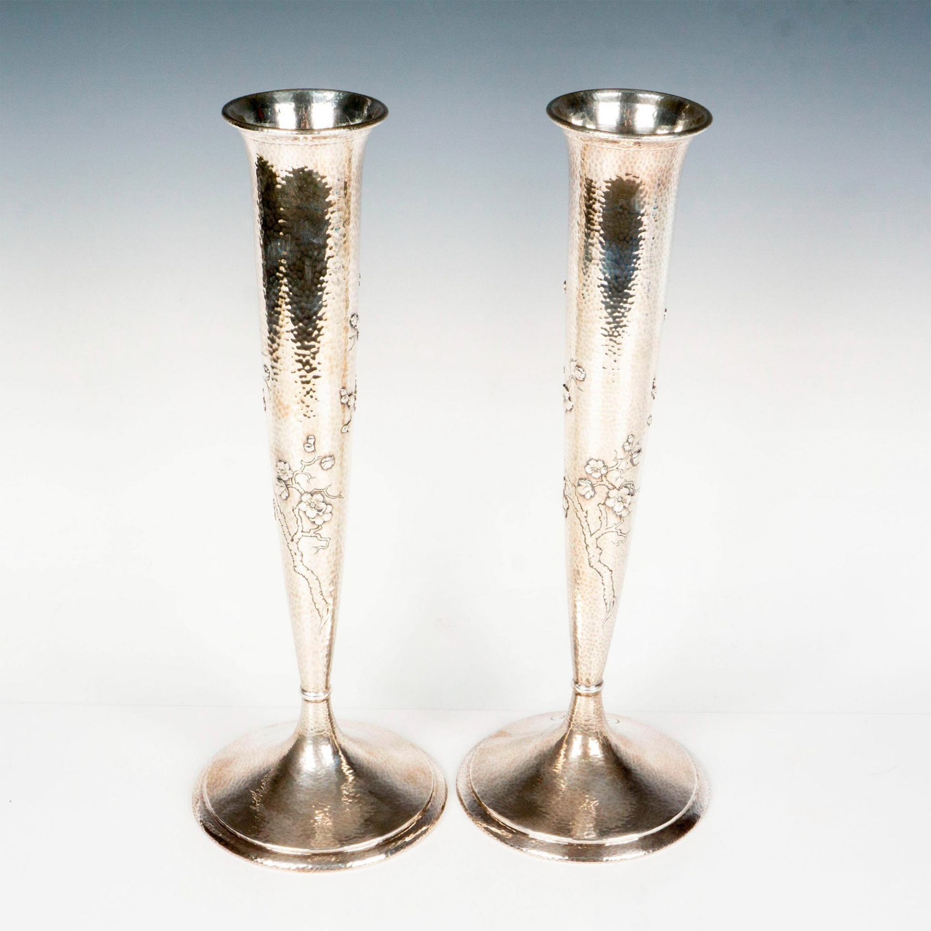 Pair of Gorham Sterling Silver Trumpet Vases - Bild 2 aus 4