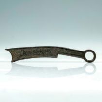 Attributed to Qi Bronze Four Character Knife Currency