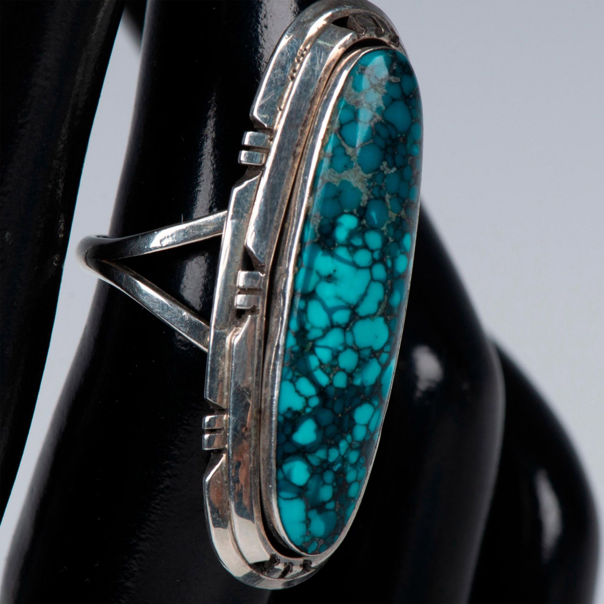 B. Piaso Navajo Sterling Silver & Spiderweb Turquoise Ring - Bild 2 aus 6