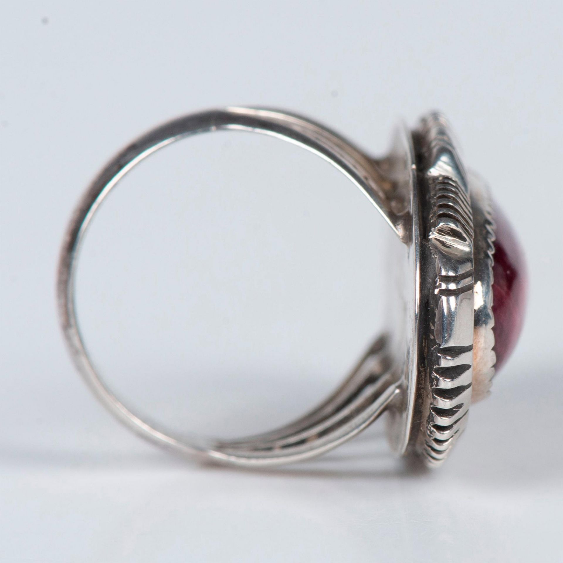William G Johnson Navajo Sterling & Purple Spiny Oyster Ring - Image 7 of 8