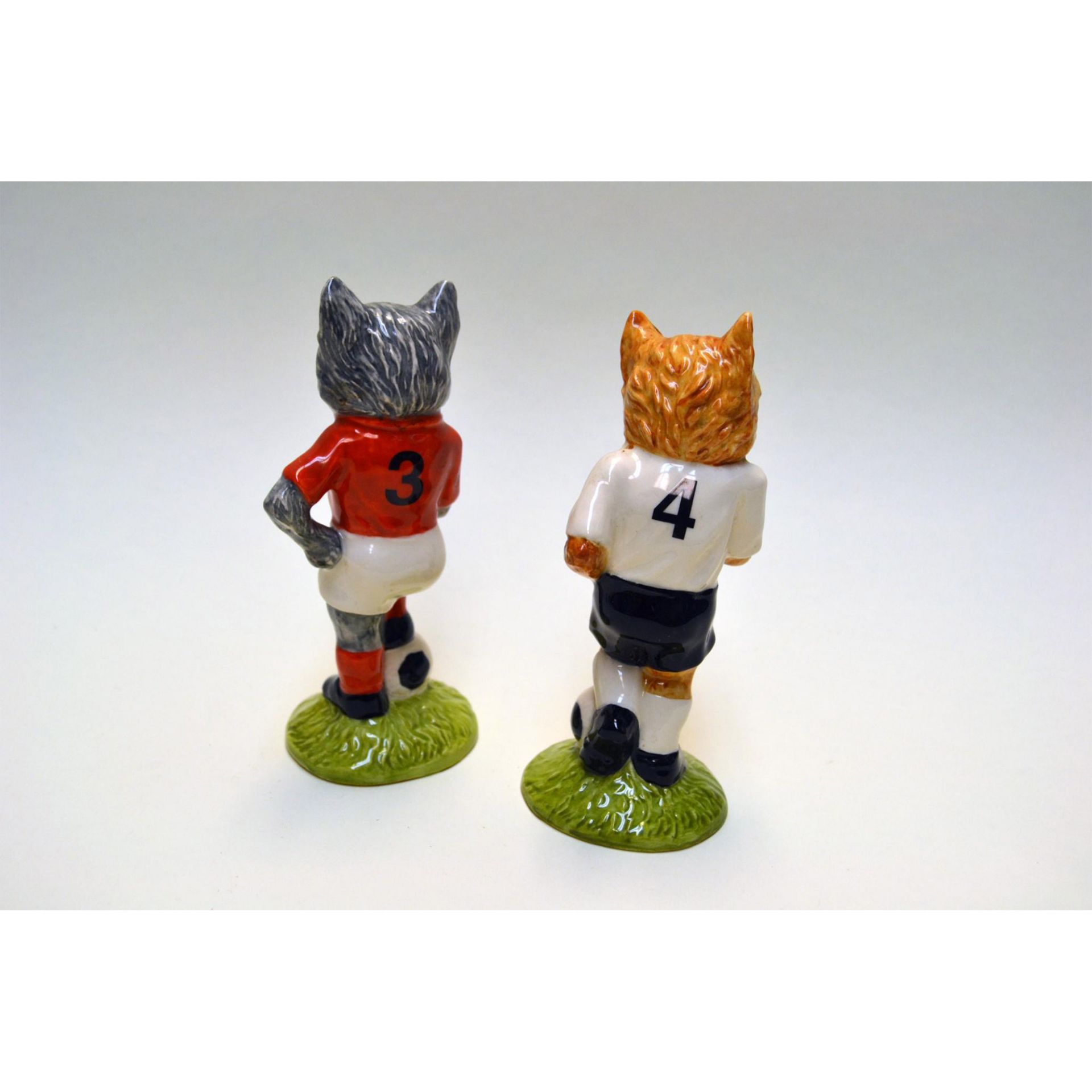 Royal Doulton Porcelain Footballing Felines, Kitcat And Dribble Figurines, 2 Pcs - Bild 2 aus 5