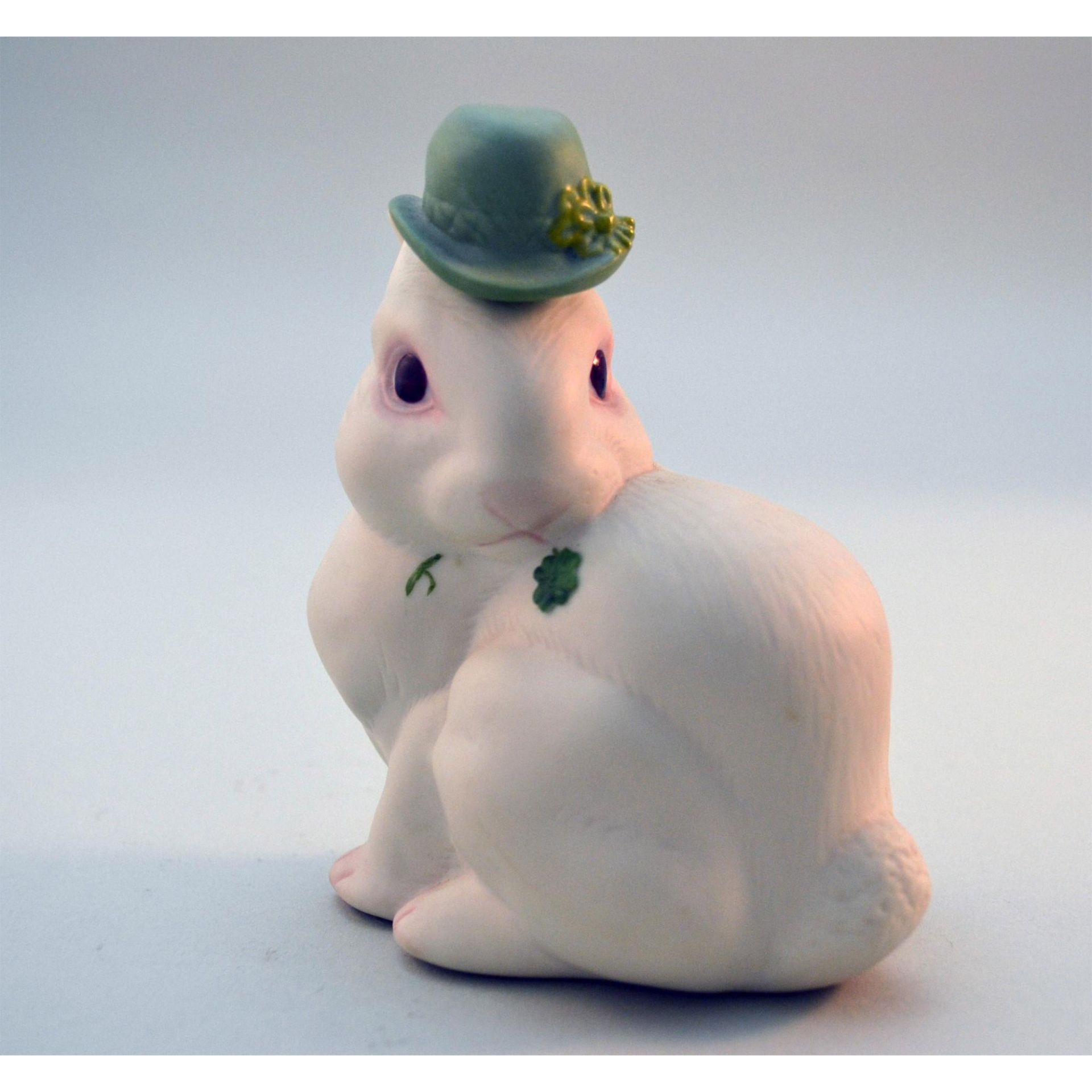 Cybis Porcelain Bunny Snowflake Irish "Patrick" - Image 2 of 4