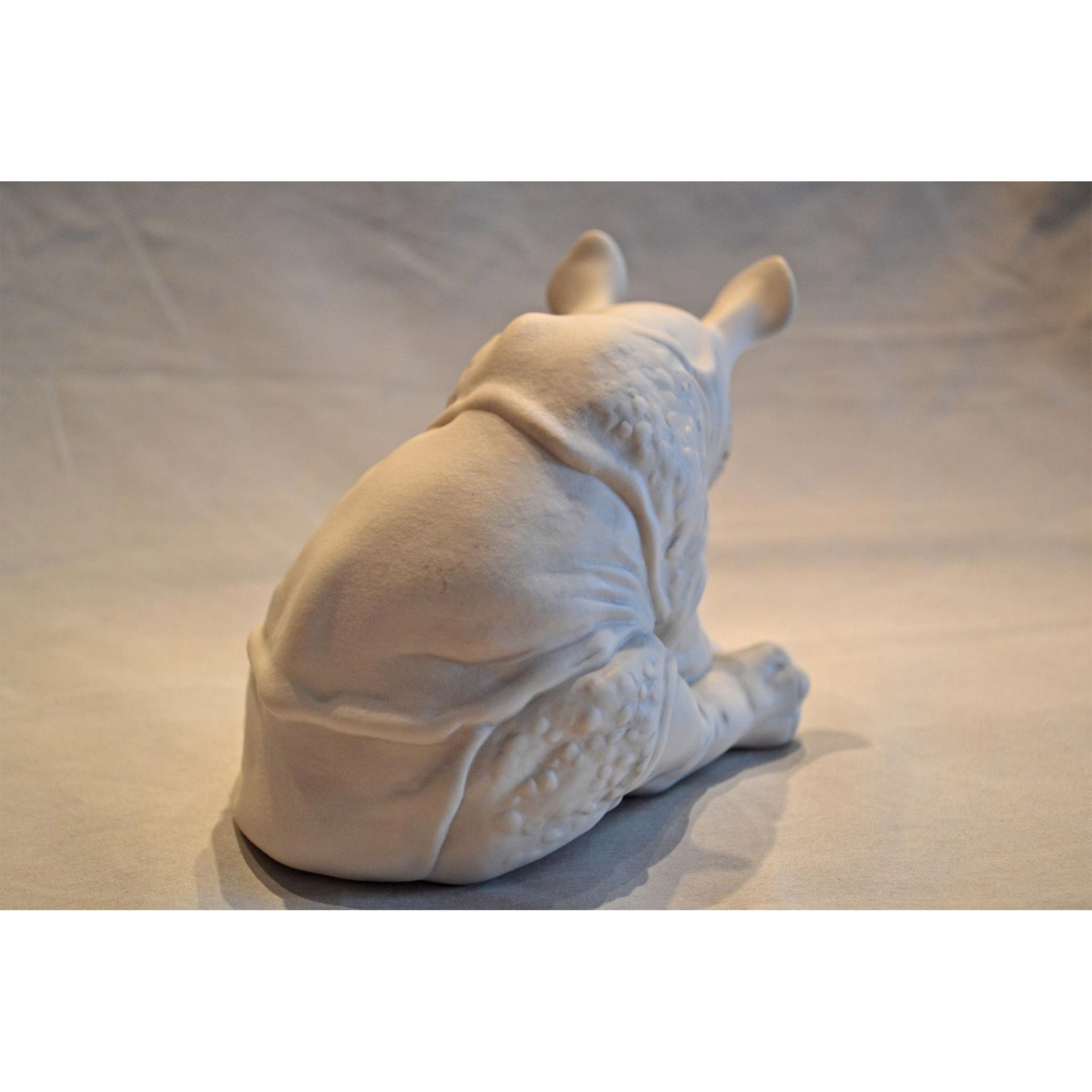 Cybis Porcelain Rhino "Monday" Figurine - Bild 4 aus 5