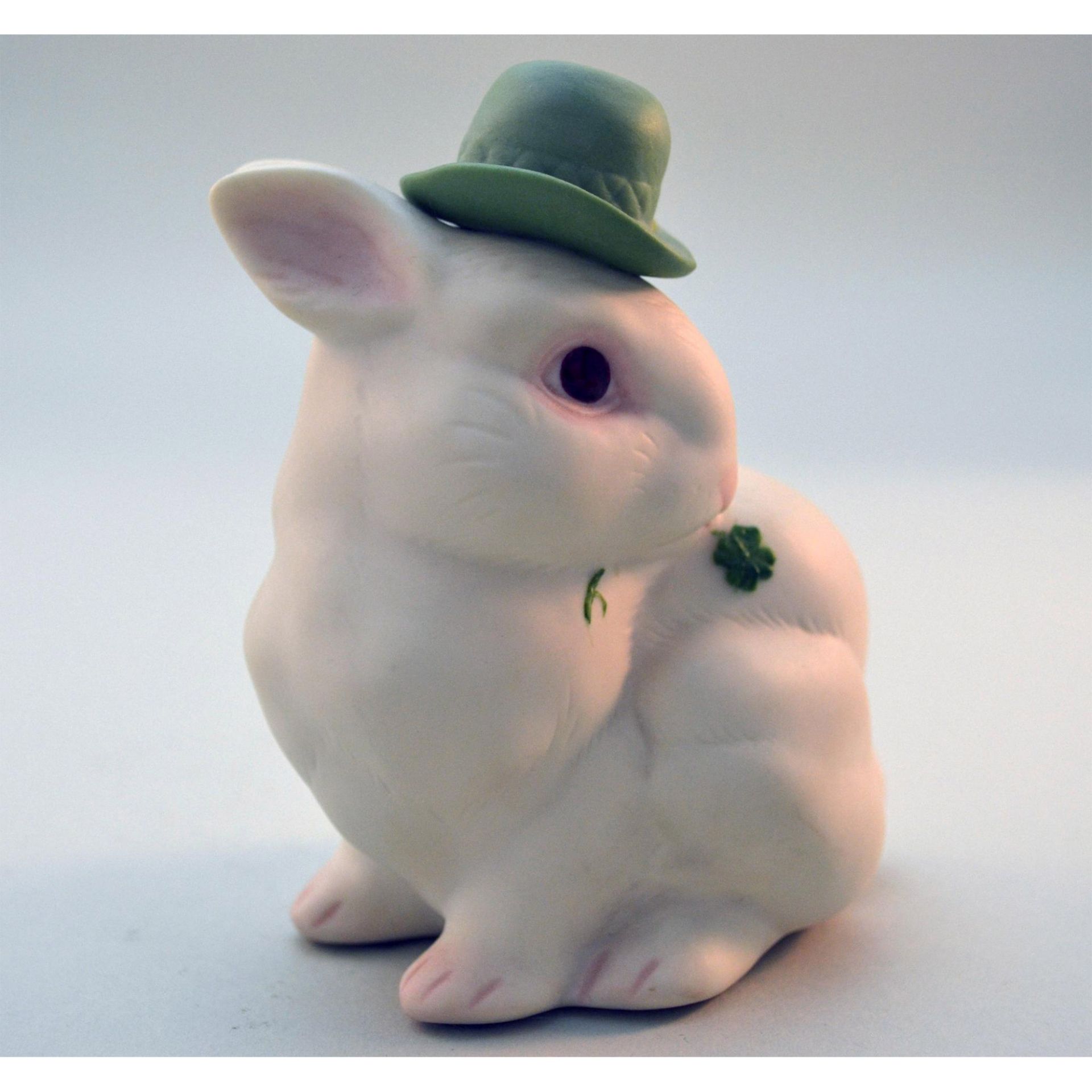 Cybis Porcelain Bunny Snowflake Irish "Patrick"