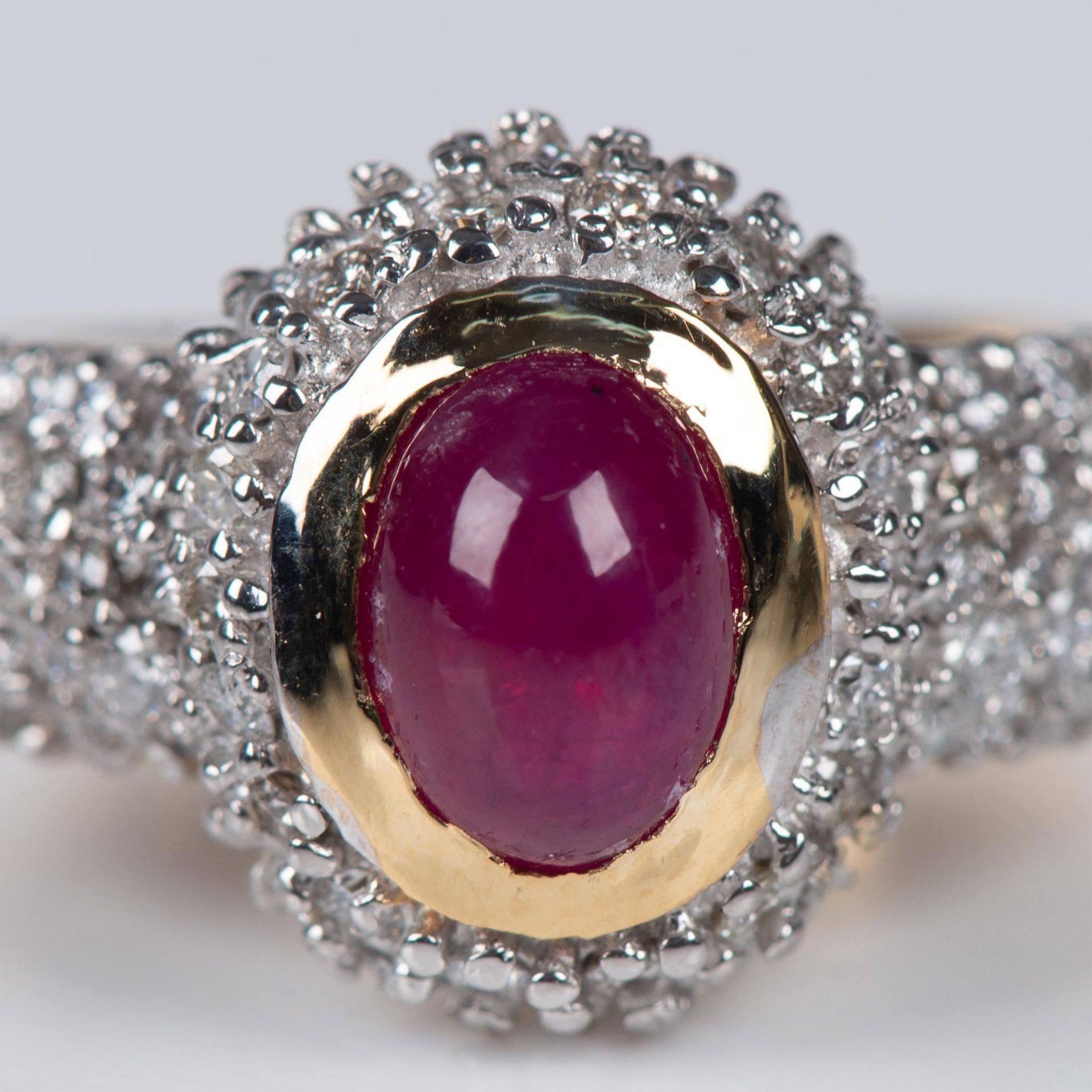Fabulous 14K Yellow Gold, Diamond, and Ruby 2.9ctw Ring - Image 10 of 11