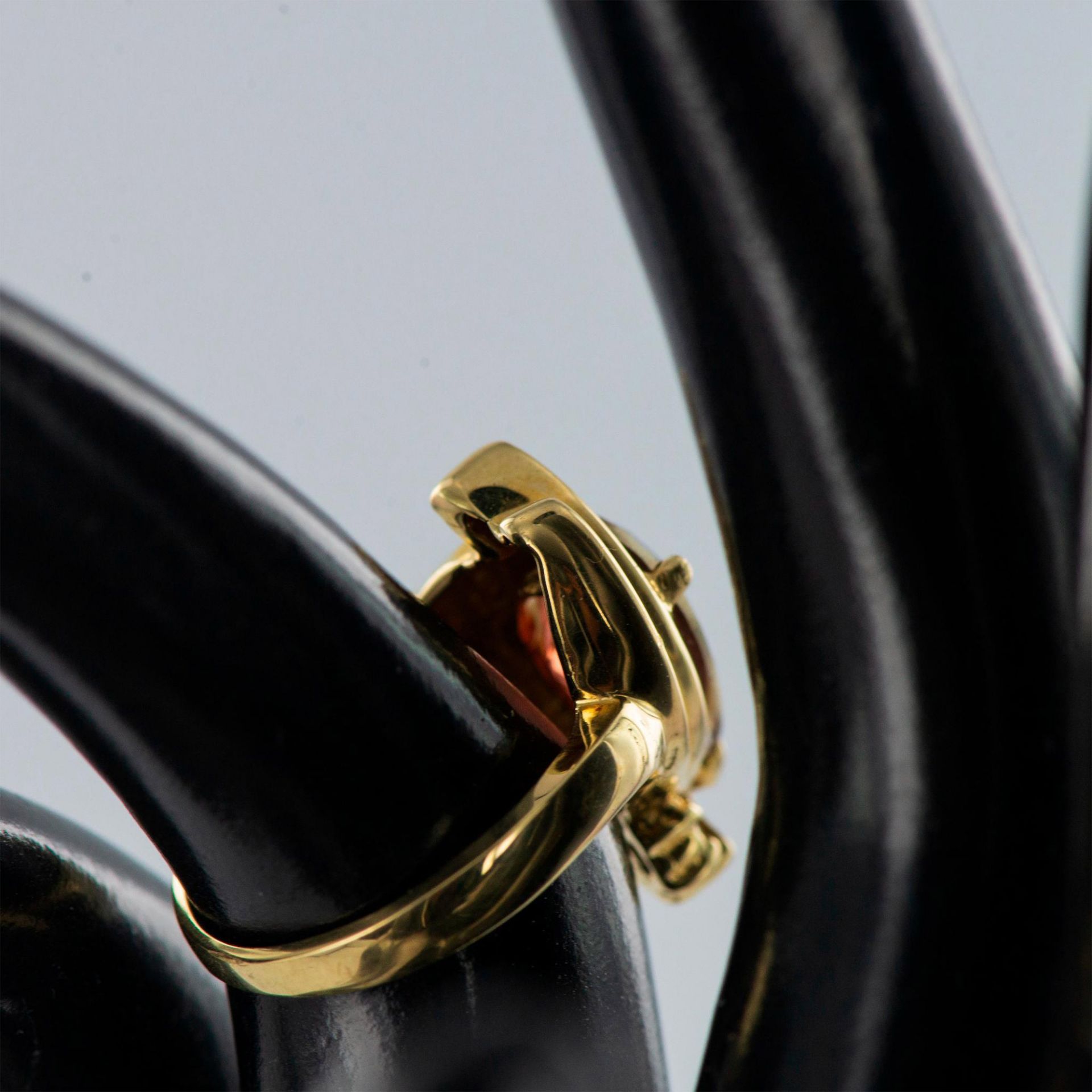 Elegant 14K Gold, Diamond, and Imperial Topaz Ring - Bild 10 aus 19