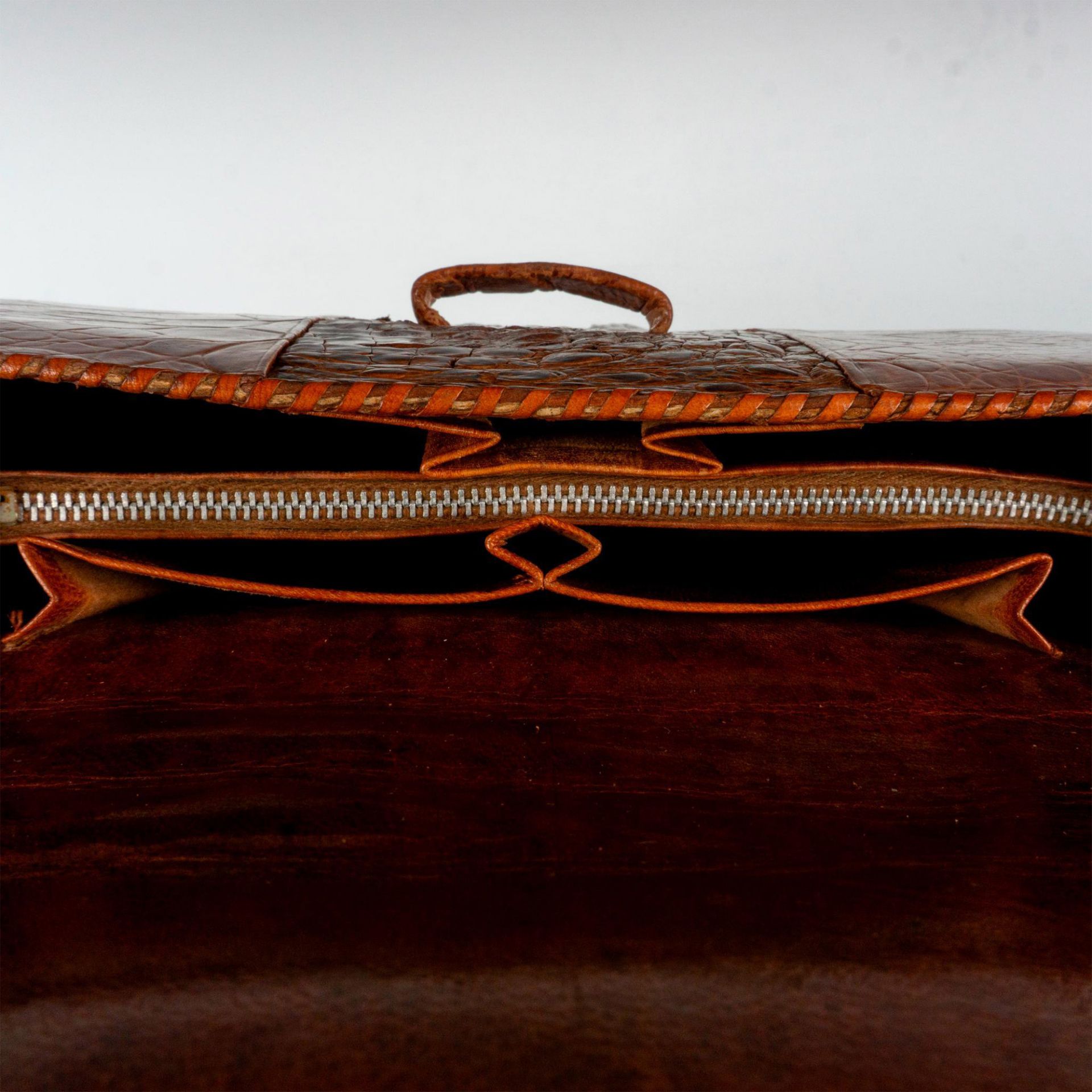 Vintage Brown Alligator Leather Purse - Image 4 of 6