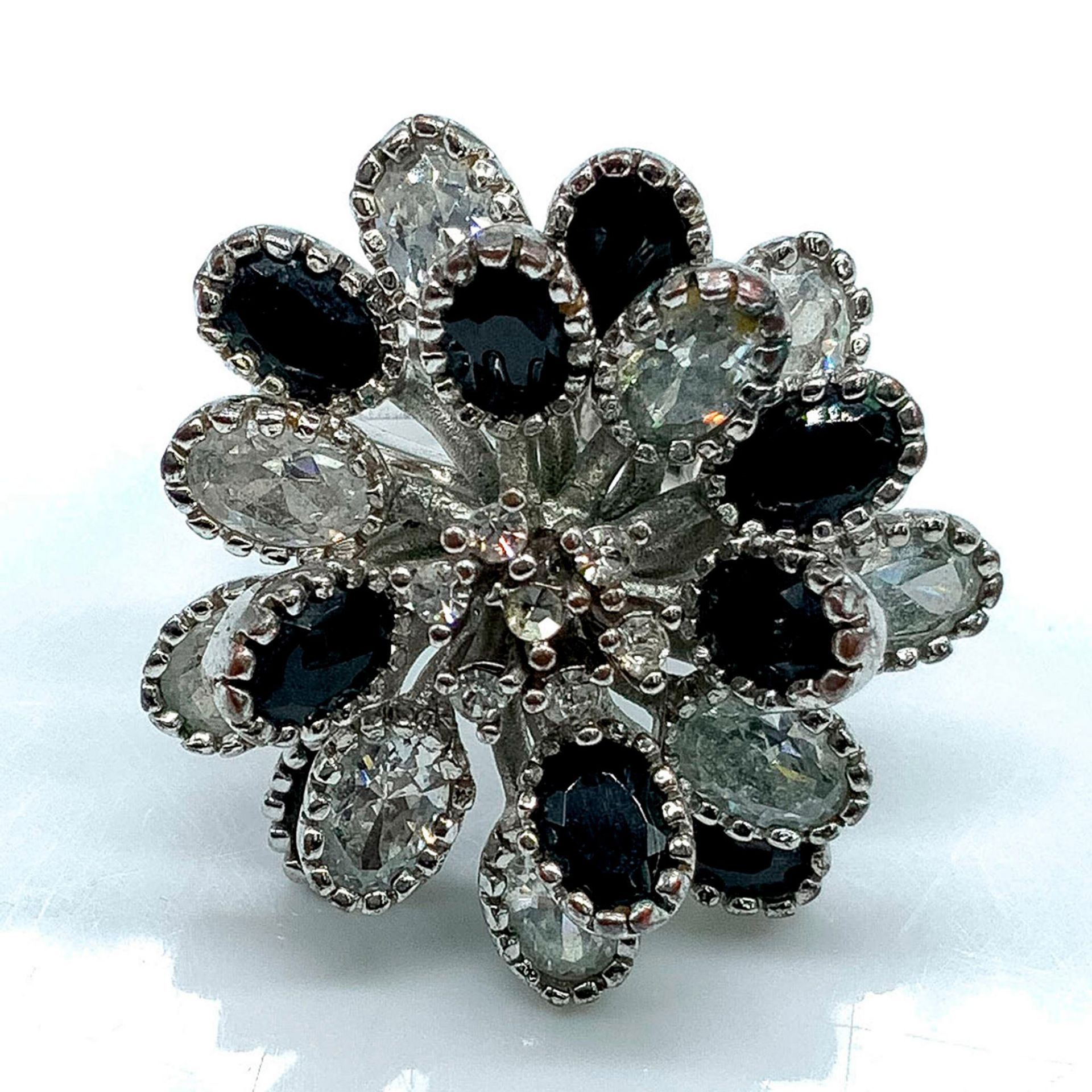 Sparkling Black and Clear Rhinestone Cluster Ring - Bild 2 aus 3