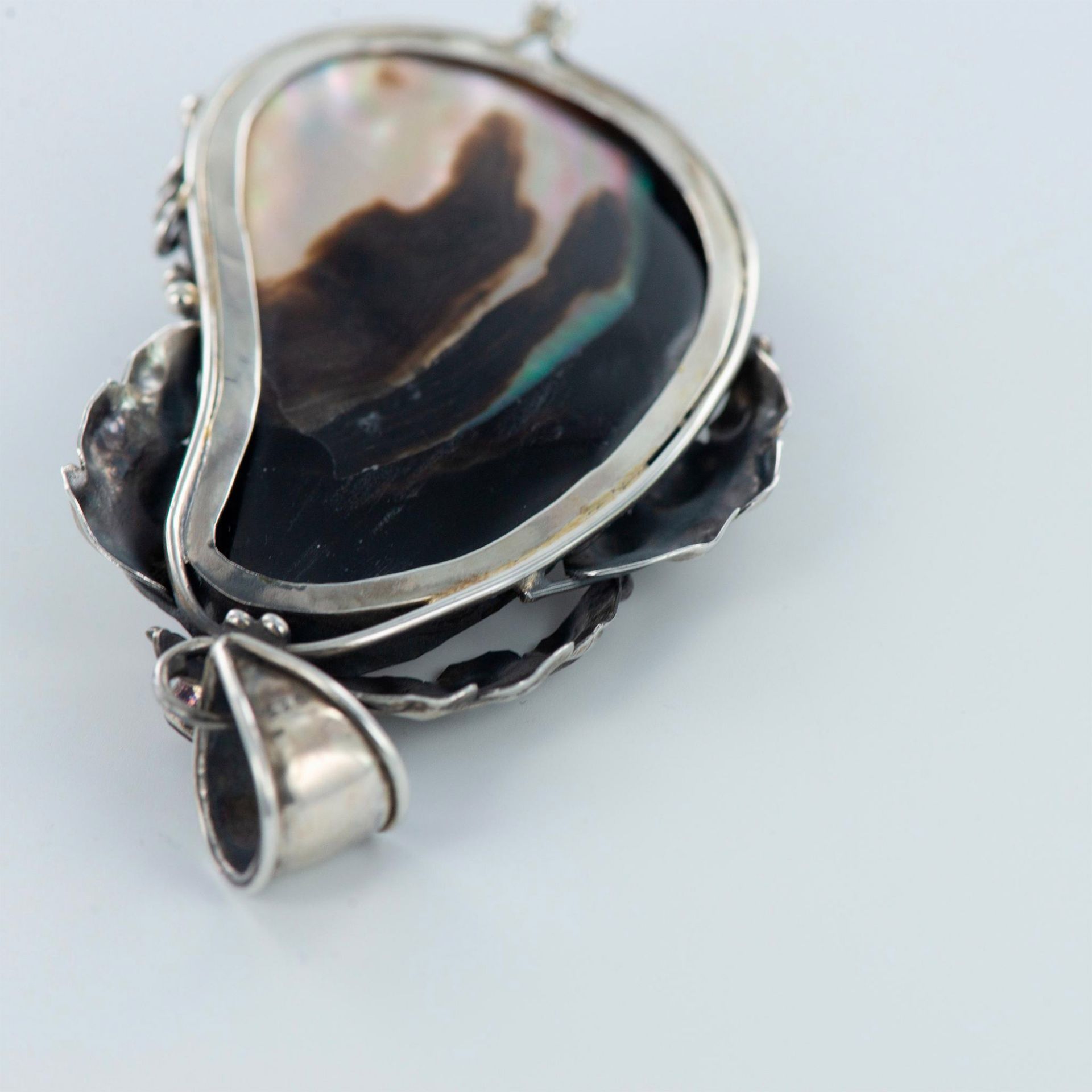 Mother of Pearl and Sterling Silver Pendant - Bild 2 aus 2