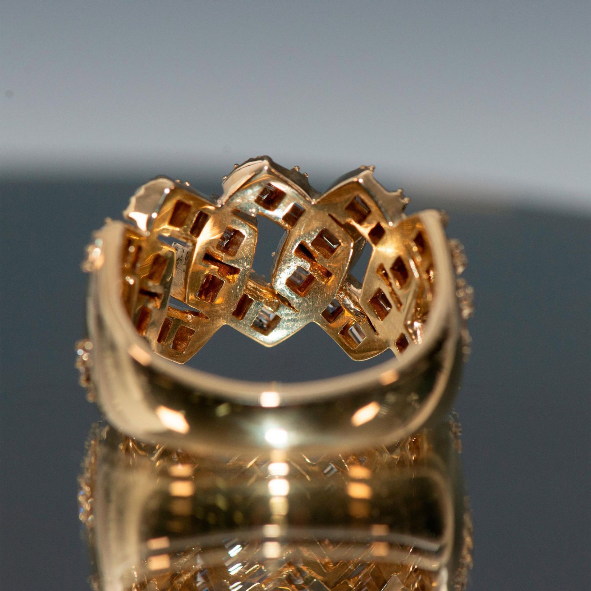 Geometric Design 3.25ctw Diamond 14K Yellow Gold Ring - Image 3 of 11
