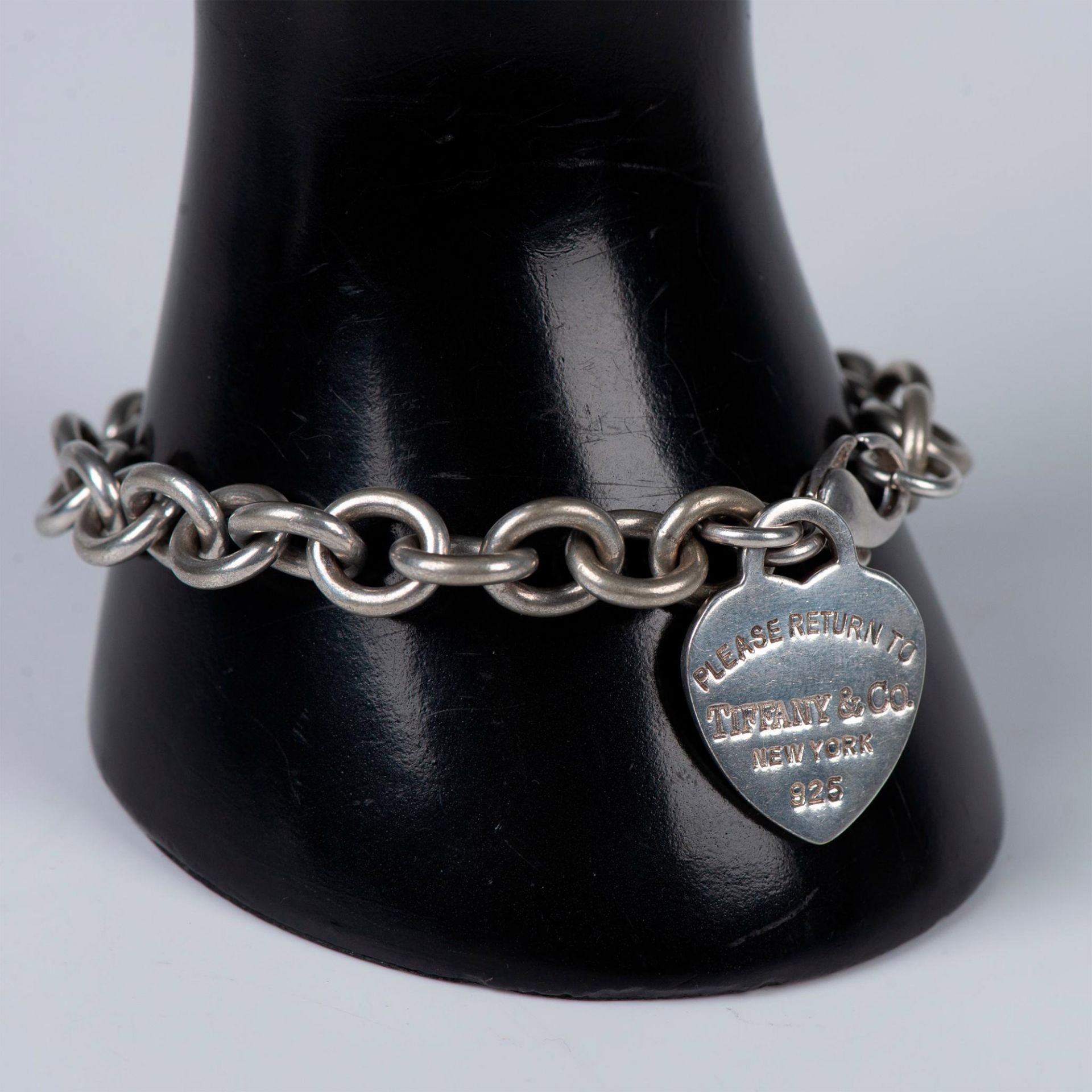 Tiffany & Co. Sterling Silver Return to Tiffany Heart Bracelet - Image 4 of 4